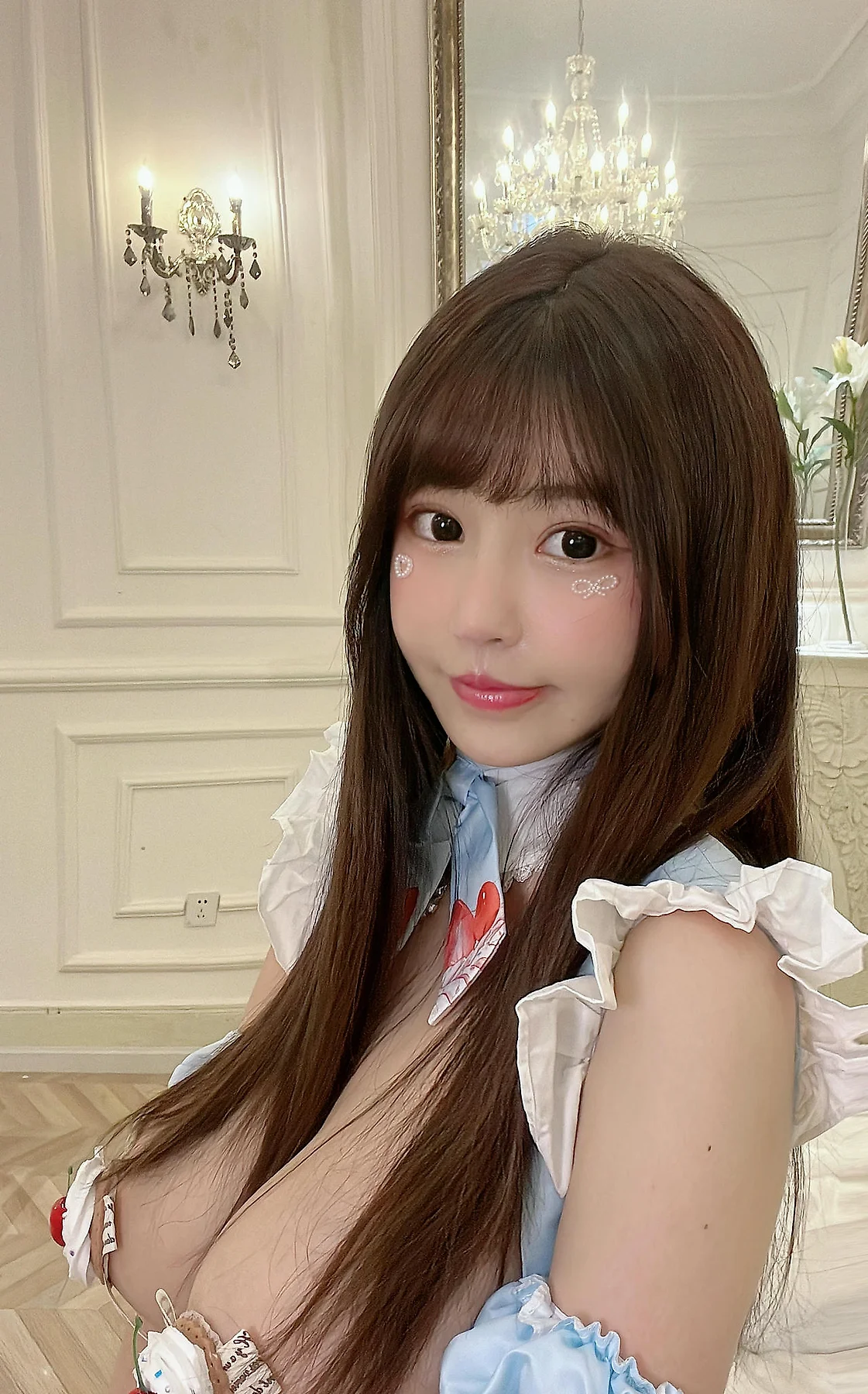 XiuRen 秀人 No.N193 朱可儿童颜巨乳蛋糕裙 - 2