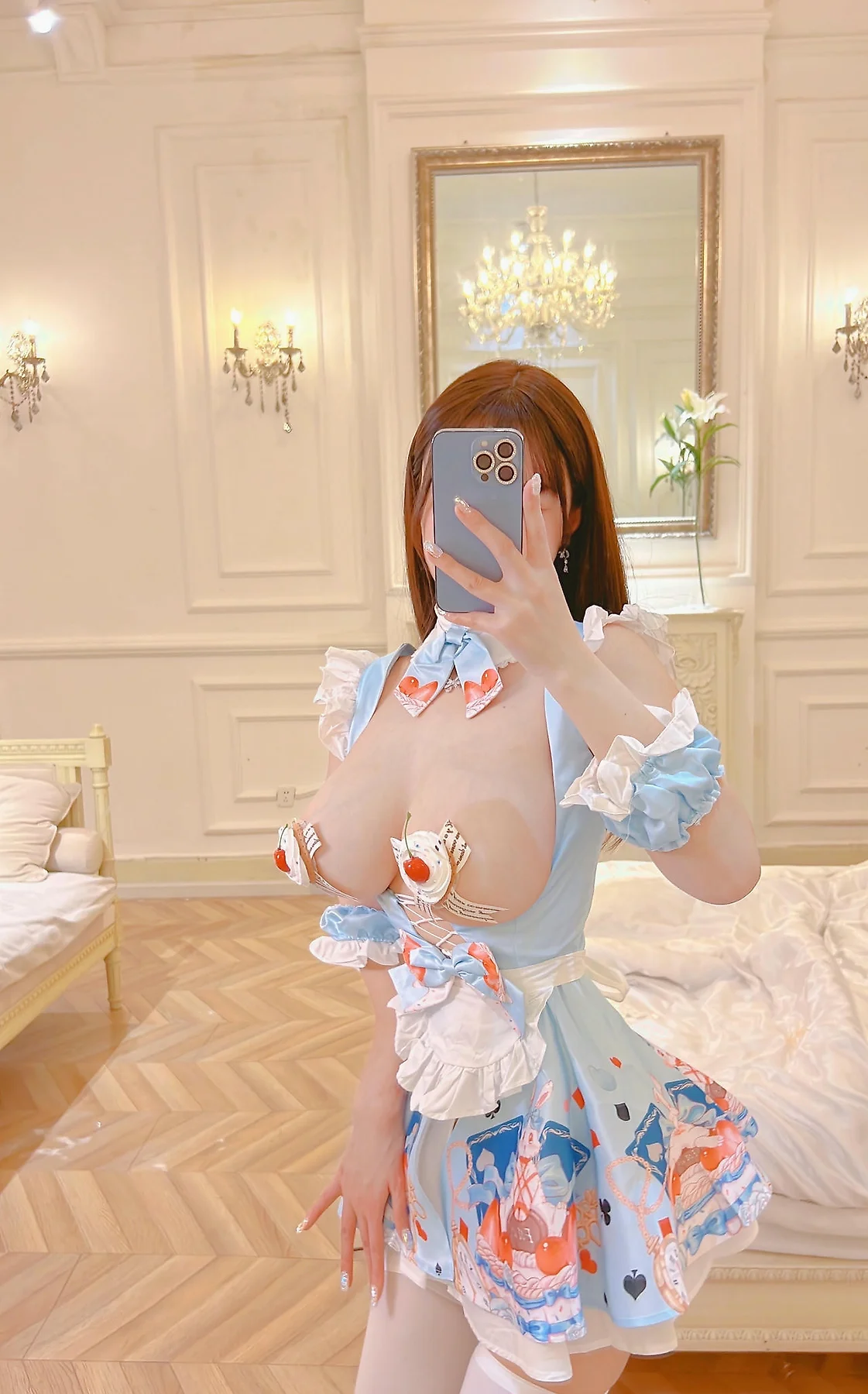 XiuRen 秀人 No.N193 朱可儿童颜巨乳蛋糕裙 - 9