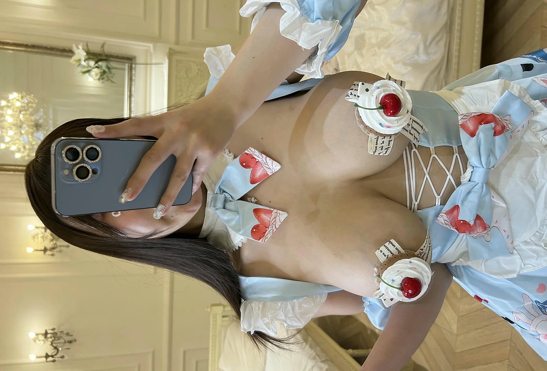 XiuRen 秀人 No.N193 朱可儿童颜巨乳蛋糕裙 - 4