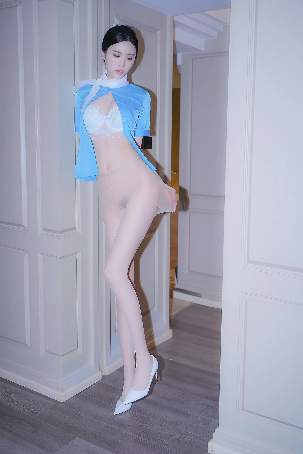 XiuRen 秀人 No.N204 晚苏susu空姐制服套图 - 4