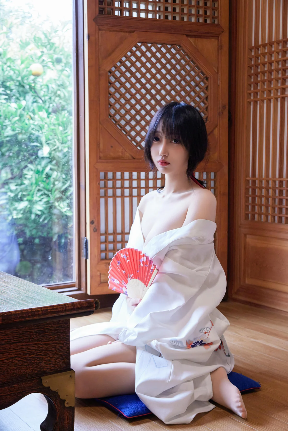 XiuRen 秀人 No.N284 玥儿玥和服制服香肩写真 - 2