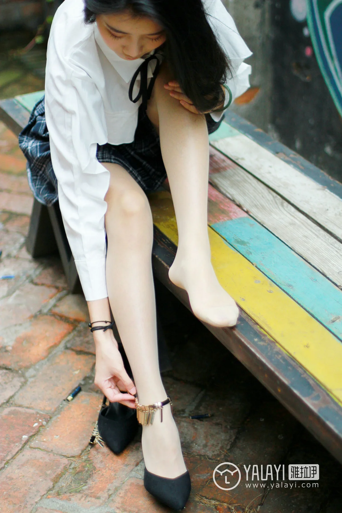 YALAYI 雅拉伊 Vol.004 林小柯 - 1