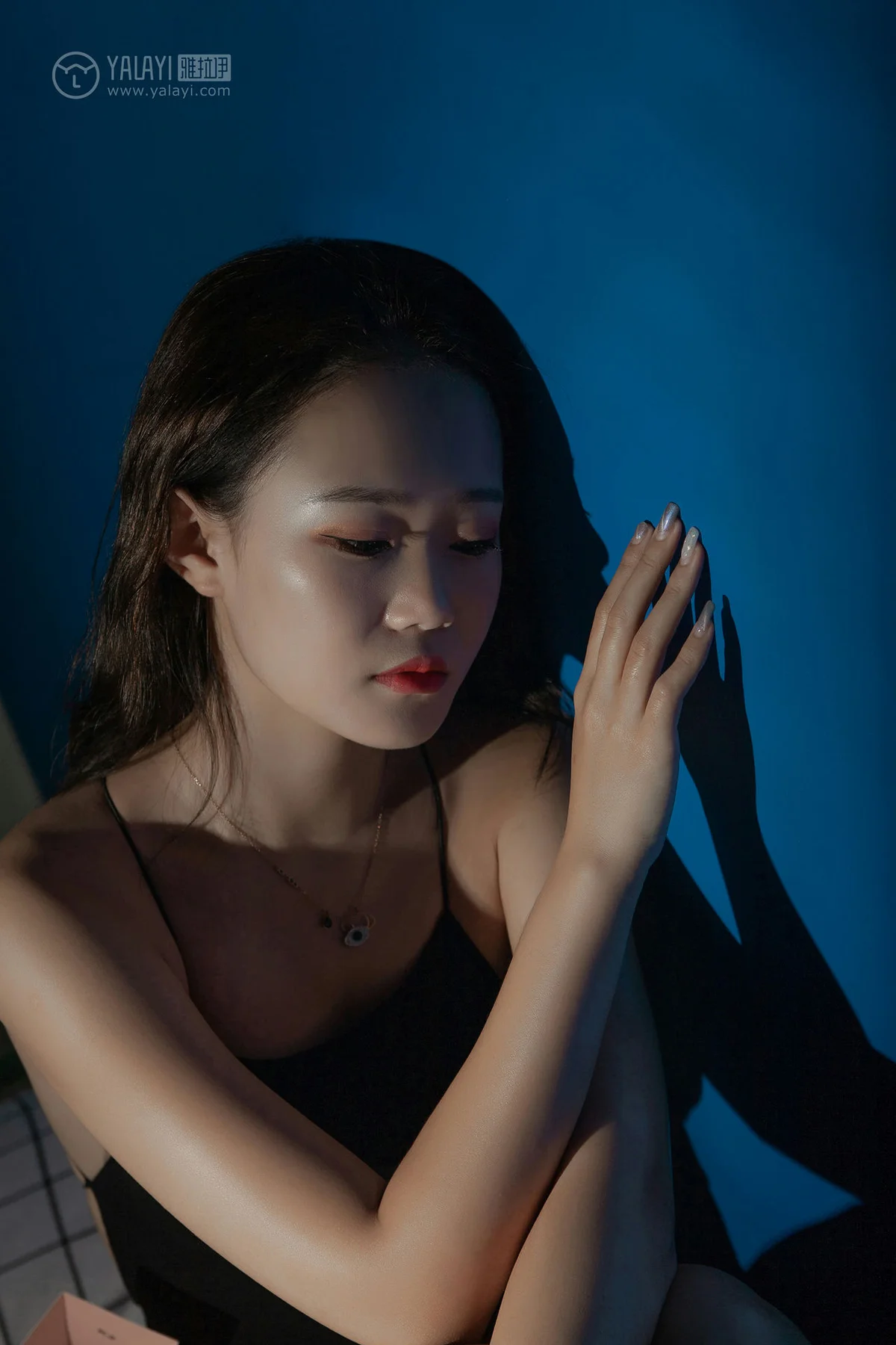 YALAYI 雅拉伊 Vol.100 李晗 - 2