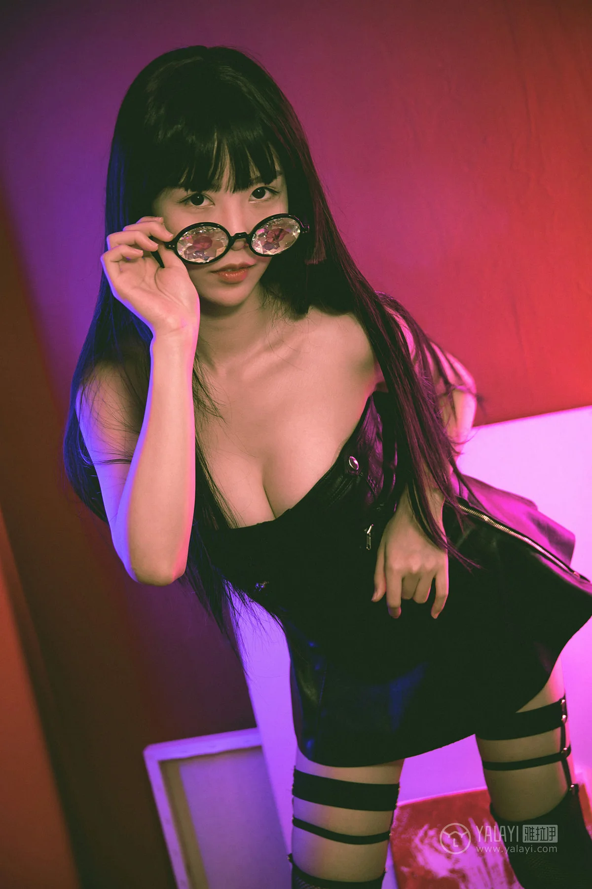 YALAYI 雅拉伊 Vol.269-1 抖抖儿《霓虹》 - 4