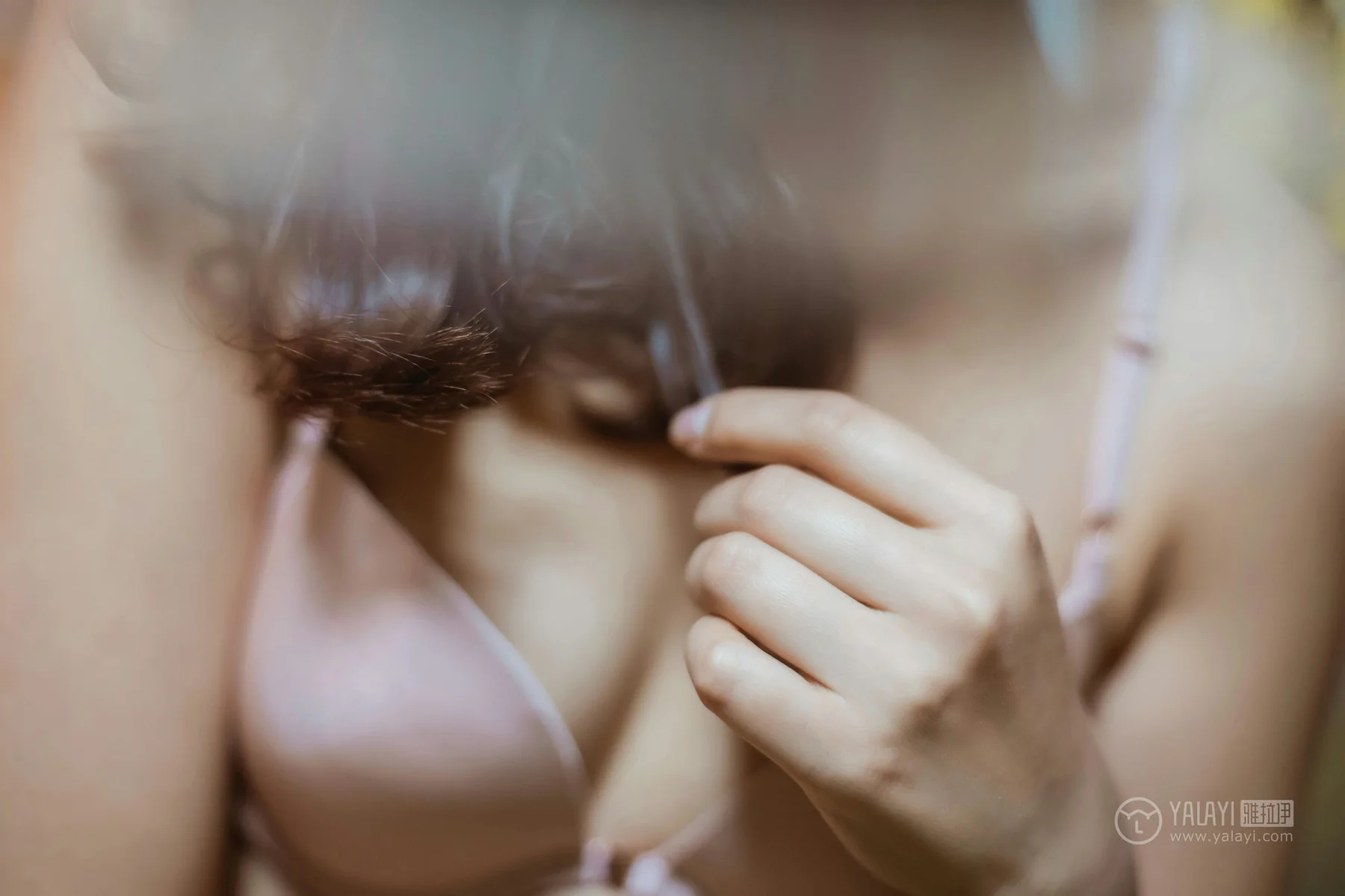 YALAYI 雅拉伊 Vol.301 芷琳《角落里》 - 5