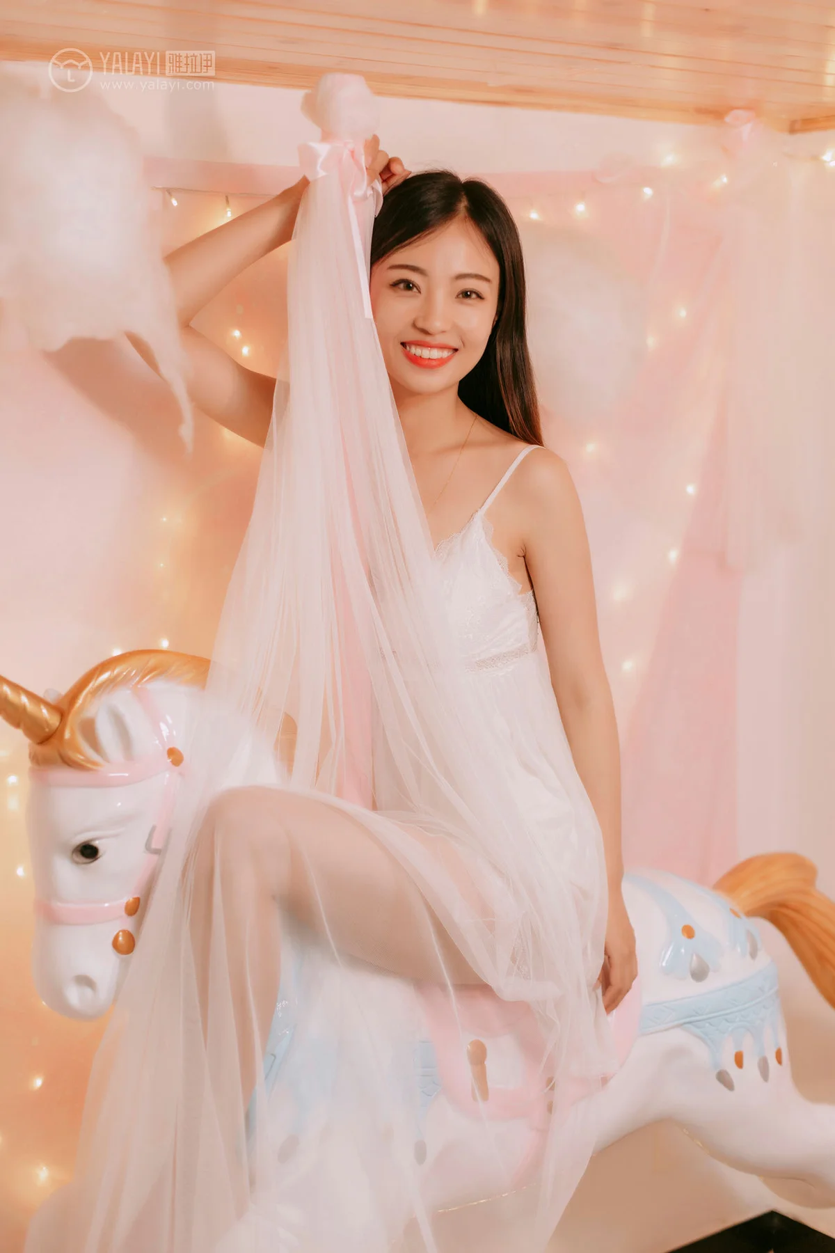 YALAYI 雅拉伊 Vol.334 高若童《浪漫满屋》 - 5