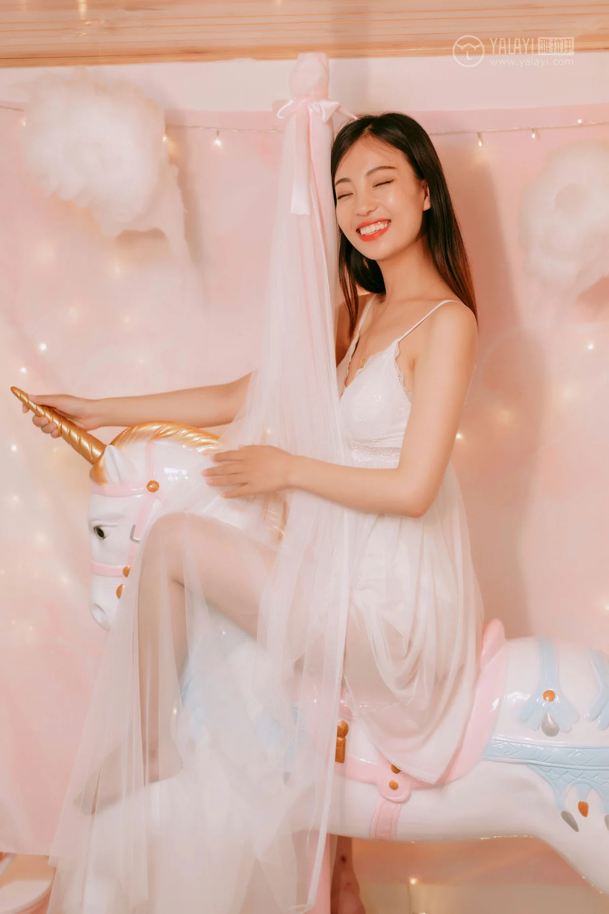 YALAYI 雅拉伊 Vol.334 高若童《浪漫满屋》 - 8