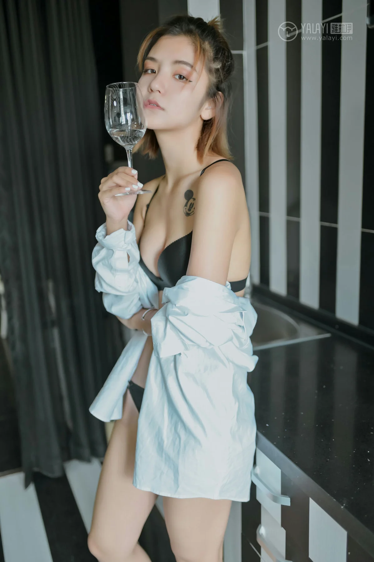 YALAYI 雅拉伊 Vol.351 米奇《黑夜女神》 - 5