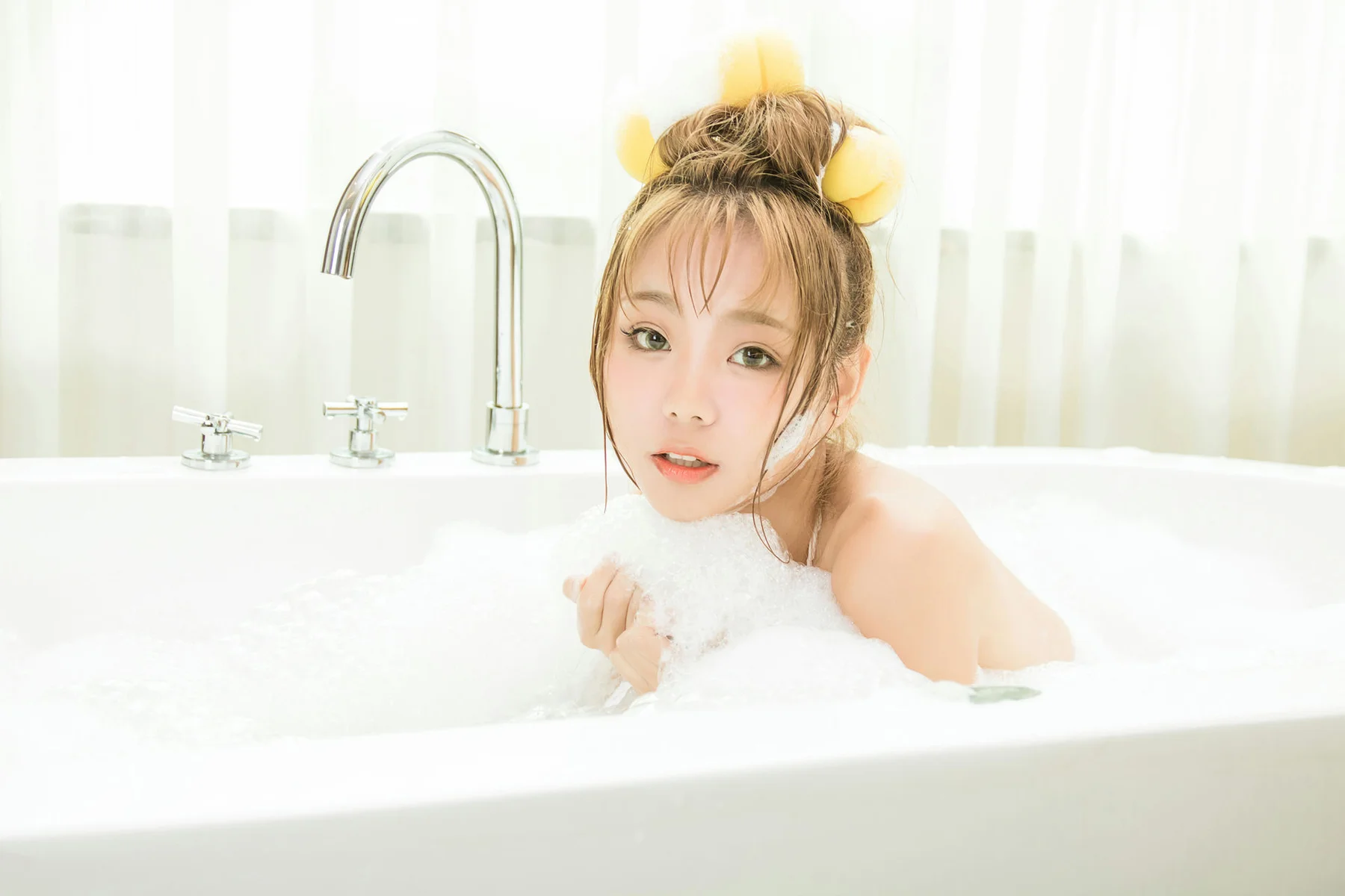 YALAYI 雅拉伊 Vol.352 萝莉少女 泡泡浴 - 1