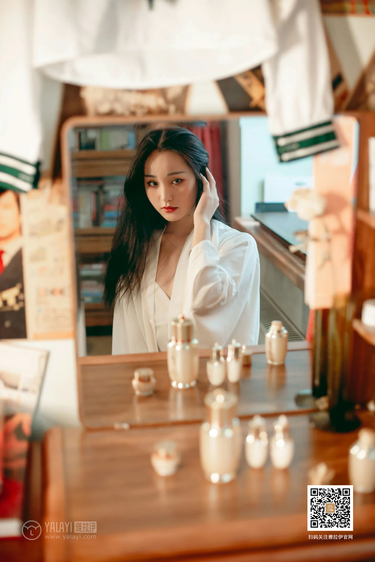 YALAYI 雅拉伊 Vol.361 项兴咏《Elegant》 - 1