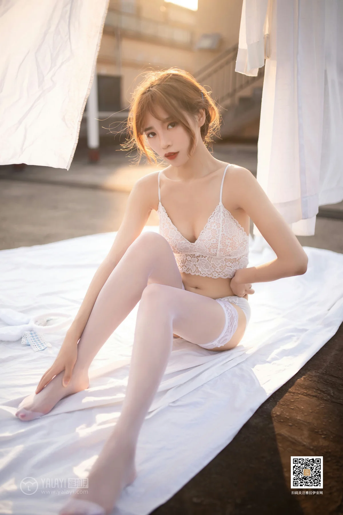 YALAYI 雅拉伊 Vol.378 丽雅《天台上的丝语》 - 1