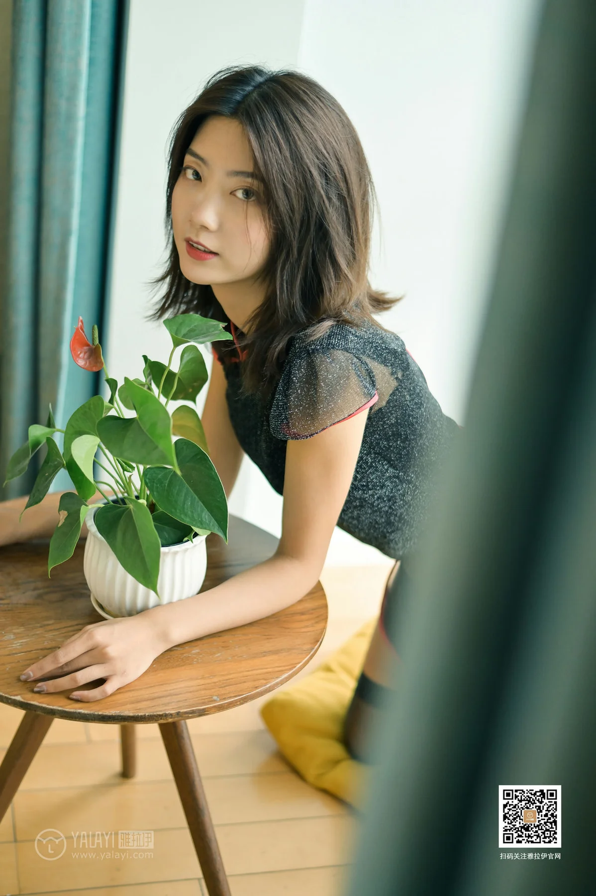 YALAYI 雅拉伊 Vol.382 纹纹《音乐系的旗袍女孩》 - 8