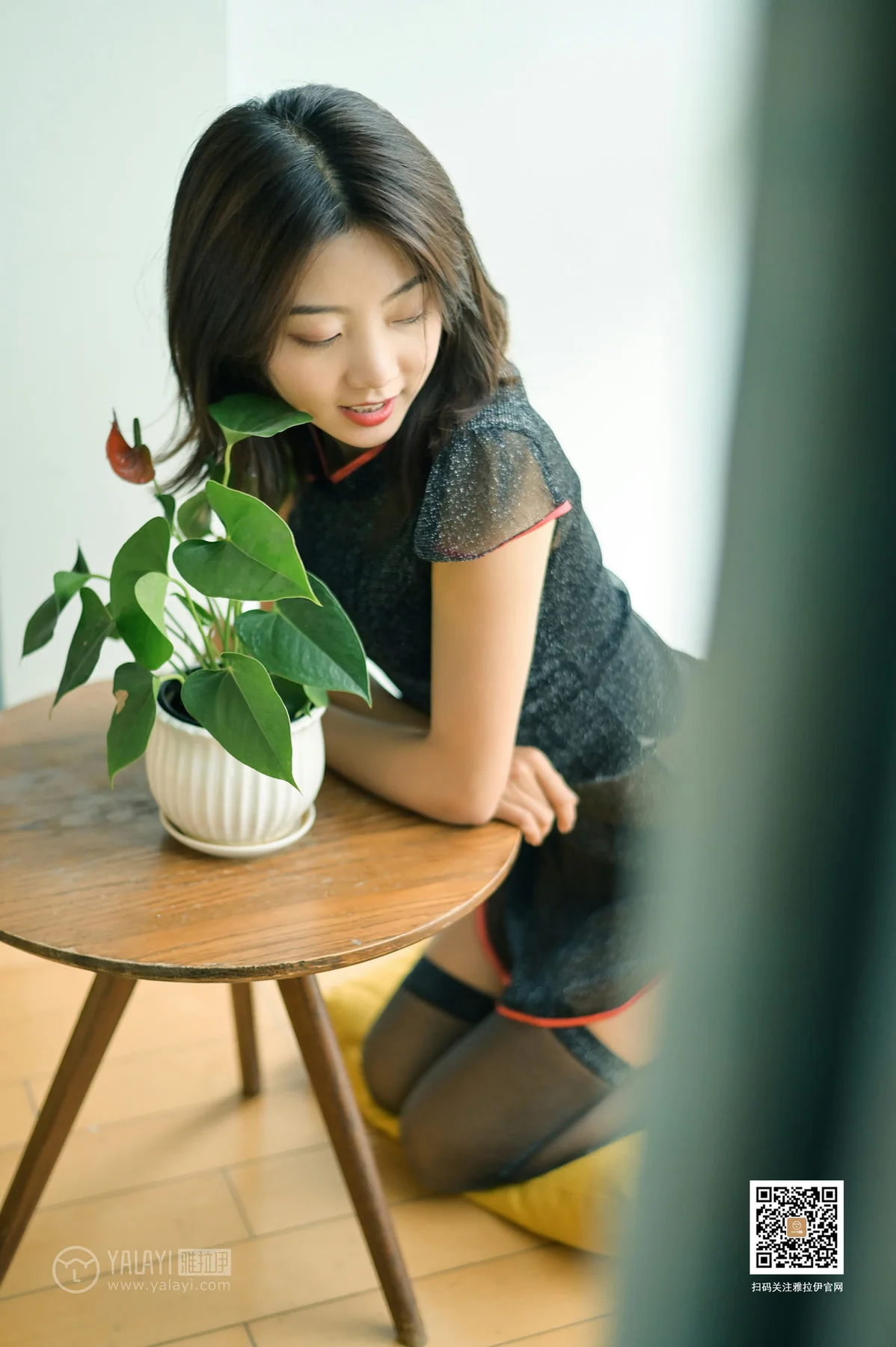 YALAYI 雅拉伊 Vol.382 纹纹《音乐系的旗袍女孩》 - 9