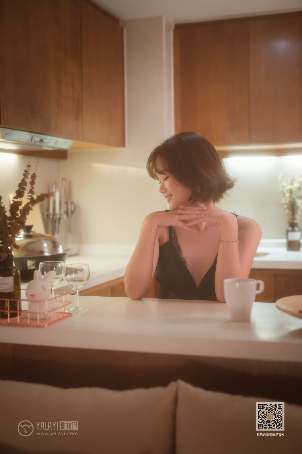 YALAYI 雅拉伊 Vol.412 良子《特技小厨娘》 - 1