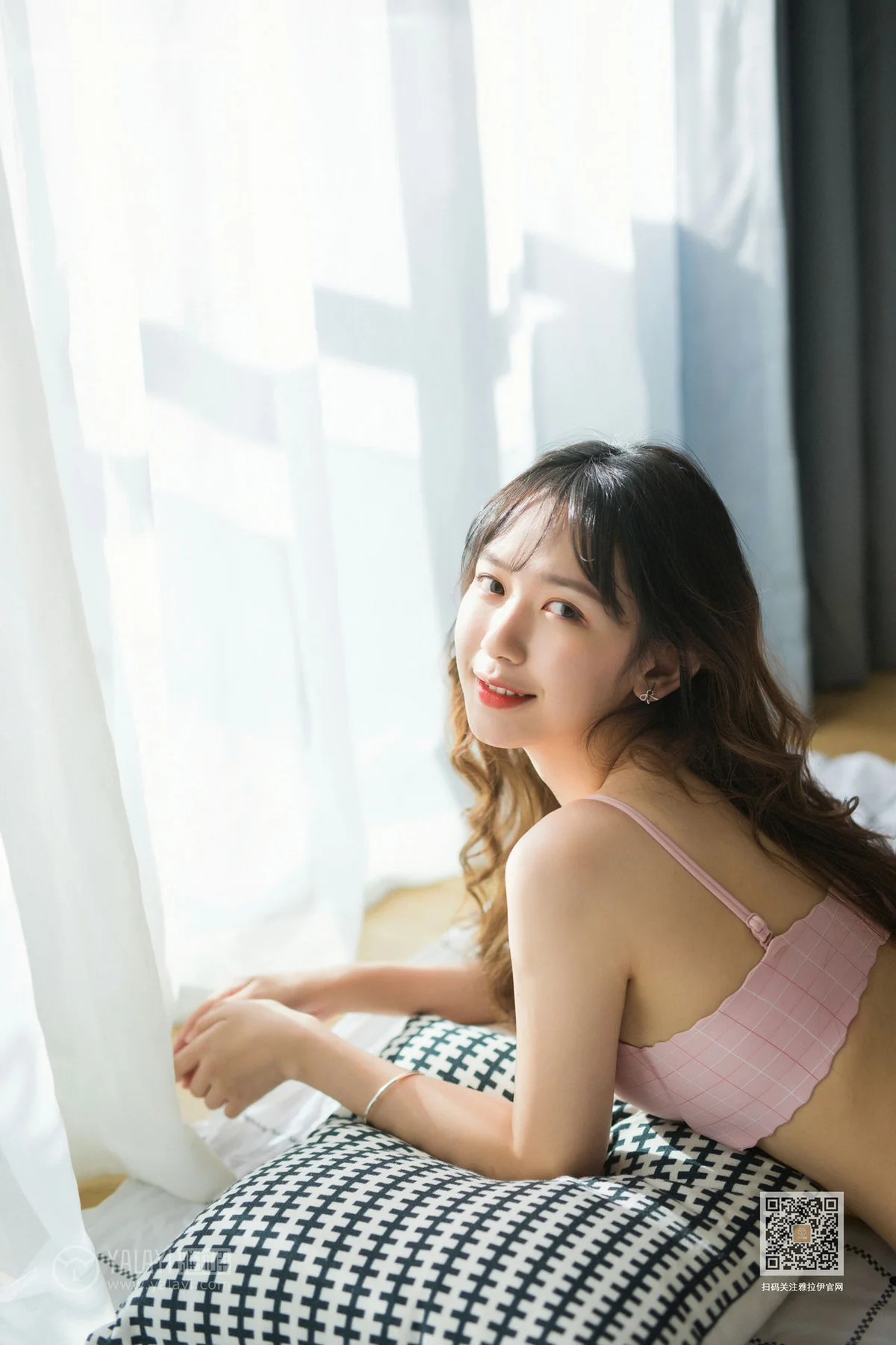 YALAYI 雅拉伊 Vol.516 触不可及的你 晓琳 - 9