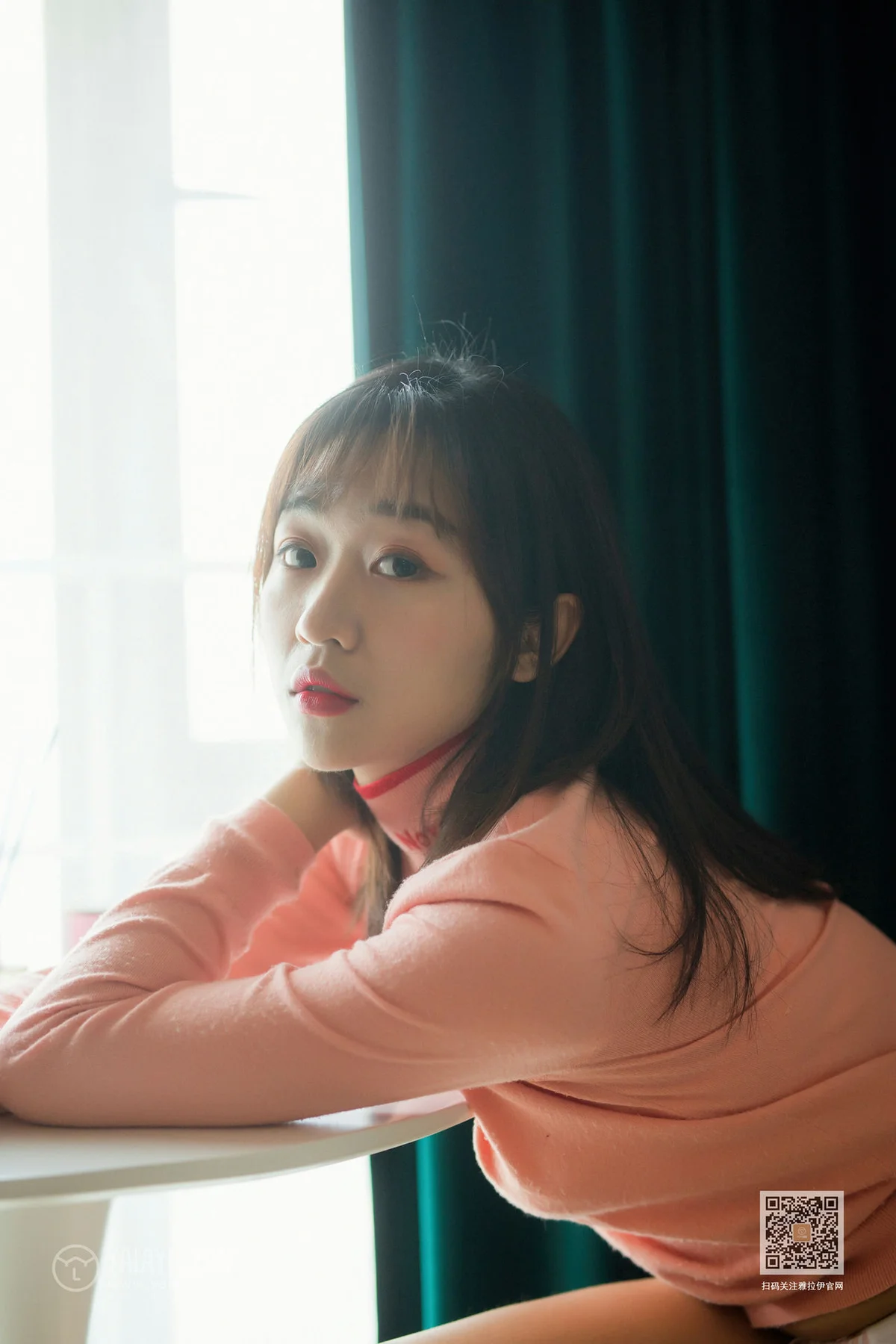 YALAYI 雅拉伊 Vol.531 穿毛衣好热 小颖 - 9