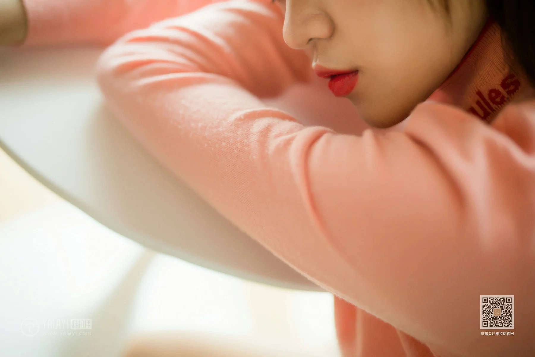 YALAYI 雅拉伊 Vol.531 穿毛衣好热 小颖 - 10