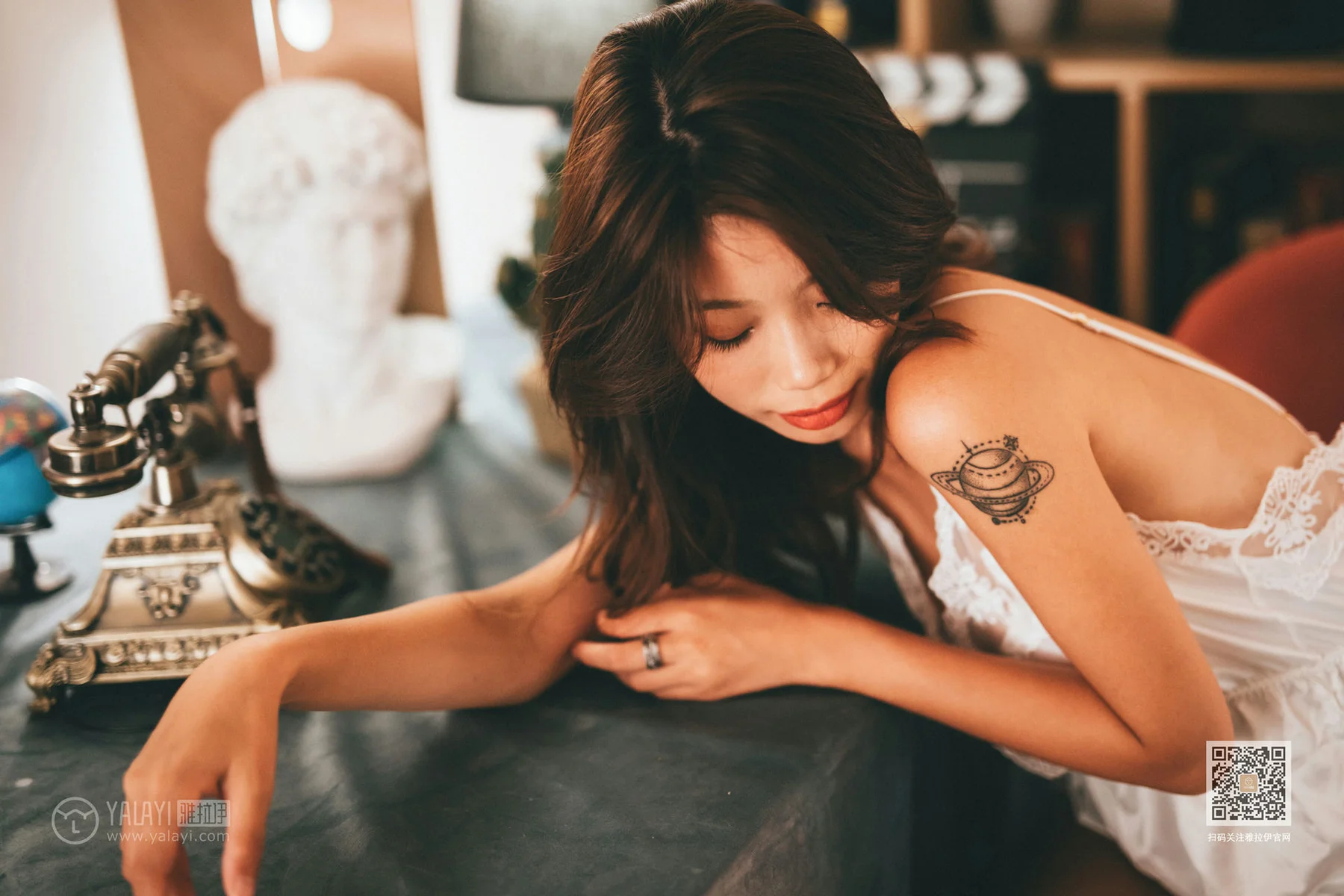 YALAYI 雅拉伊 Vol.562 篝火女郎 静初 - 2