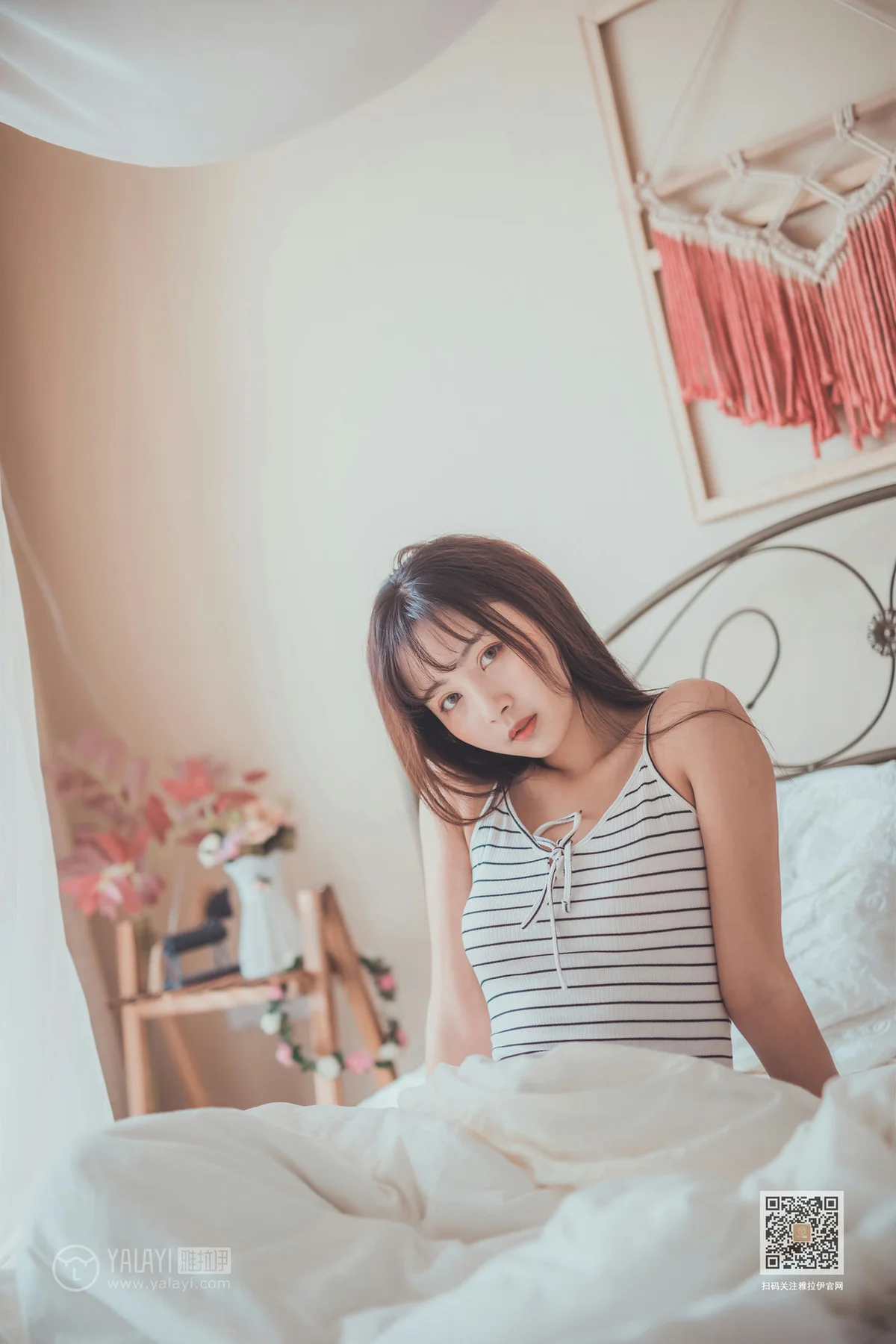 YALAYI 雅拉伊 Vol.582 唐芯 不想起床 - 2