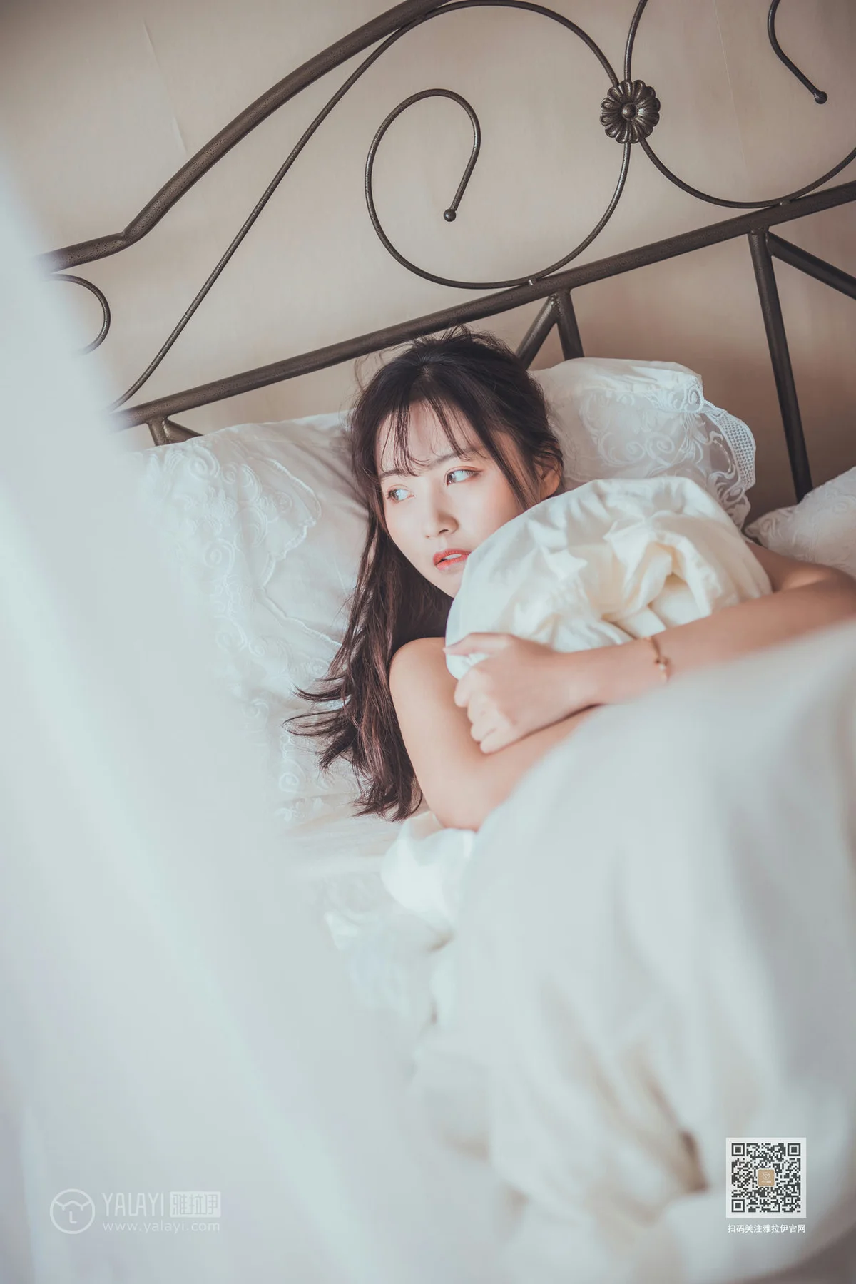 YALAYI 雅拉伊 Vol.582 唐芯 不想起床 - 10