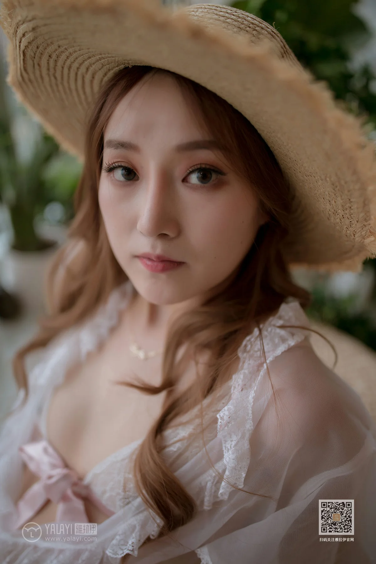 YALAYI 雅拉伊 Vol.651  透视诱惑 上官莹莹《从花园到闺房》 - 6