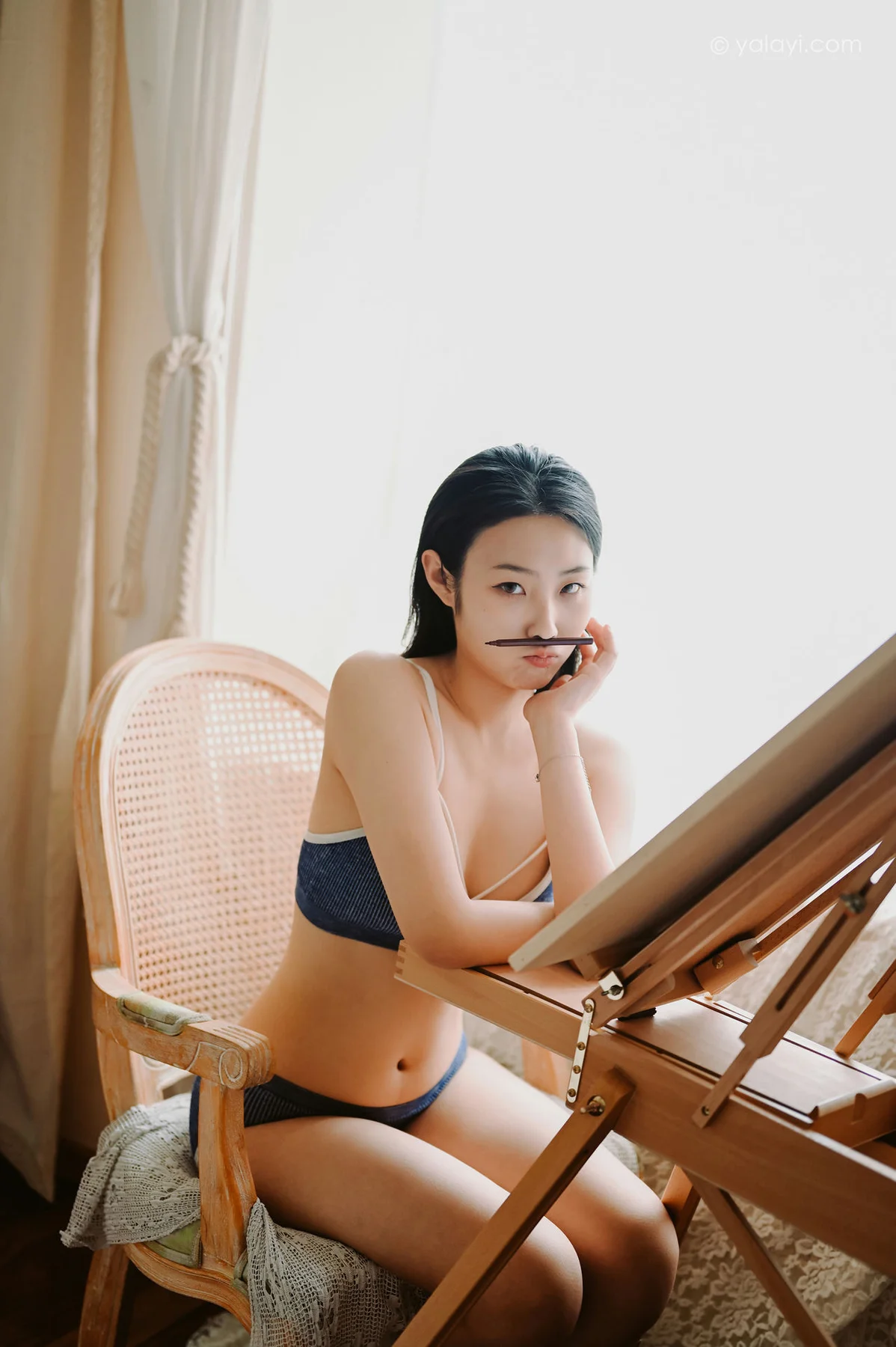 YALAYI 雅拉伊 Vol.668   沈伊 《作画的女孩》 - 1