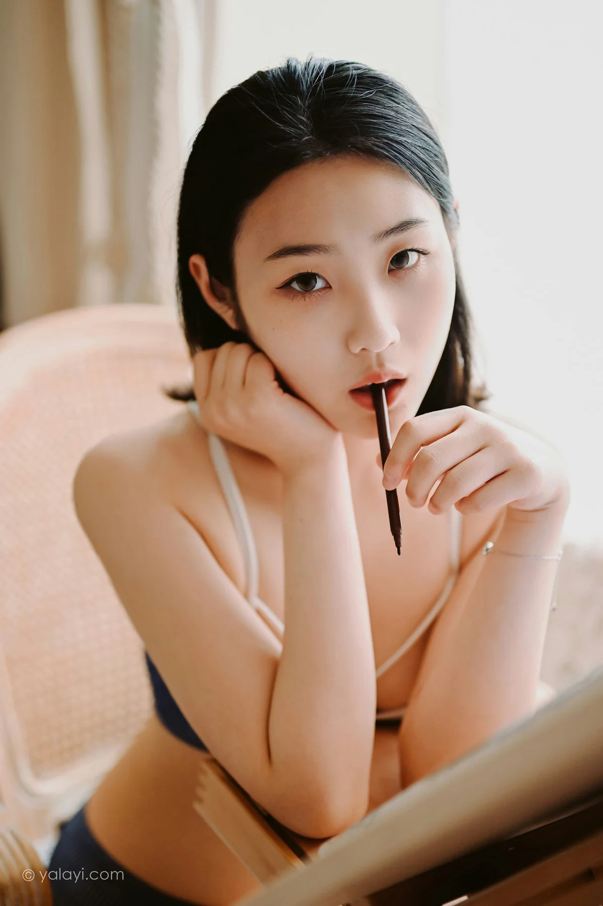 YALAYI 雅拉伊 Vol.668   沈伊 《作画的女孩》 - 3