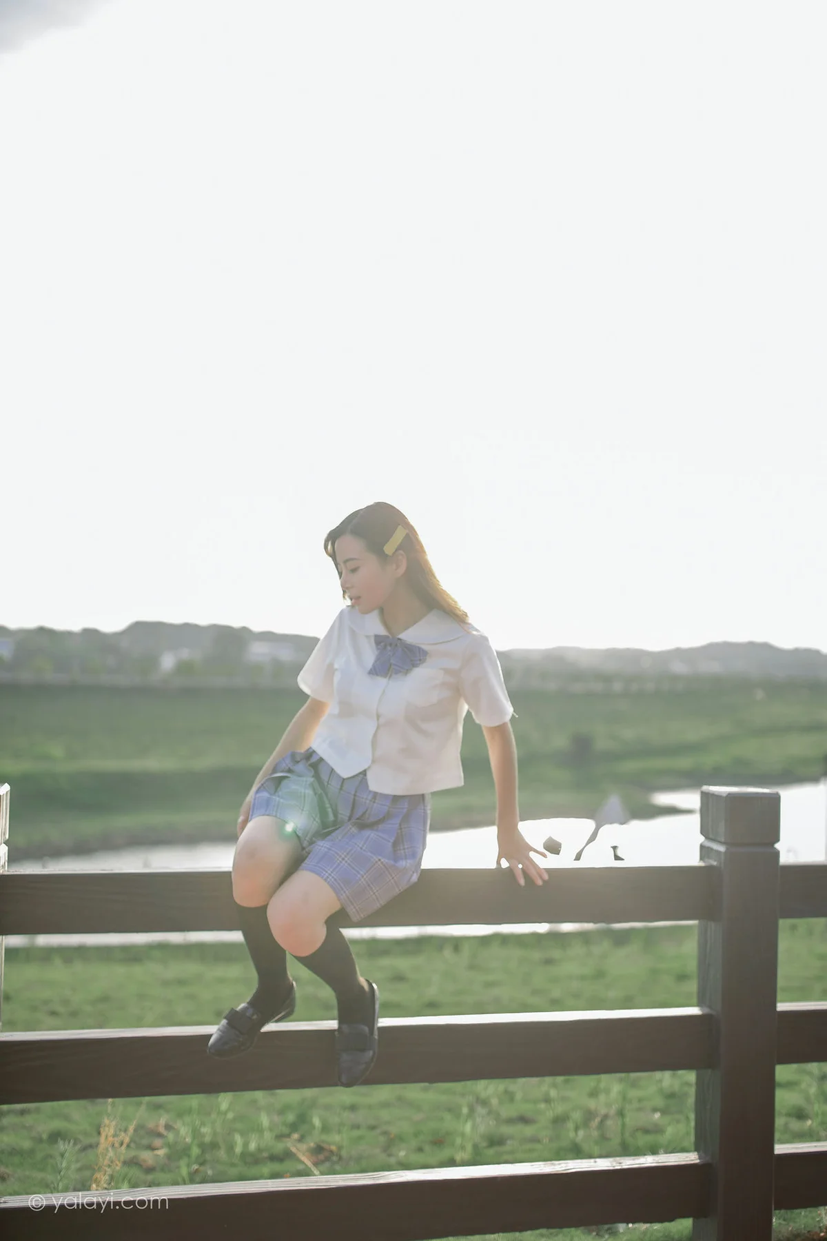 YALAYI 雅拉伊 Vol.677    枝娅《青春在河畔奔走》 - 10