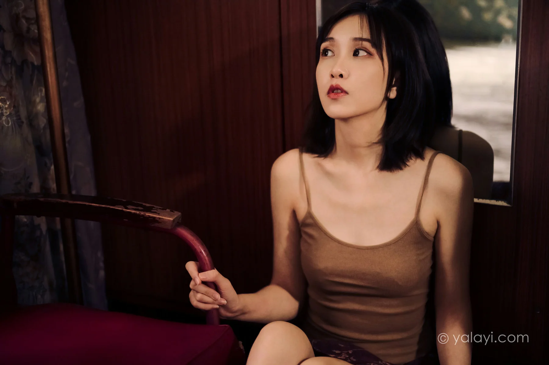 YALAYI 雅拉伊 Vol.688    妍妍《黯然》 - 3