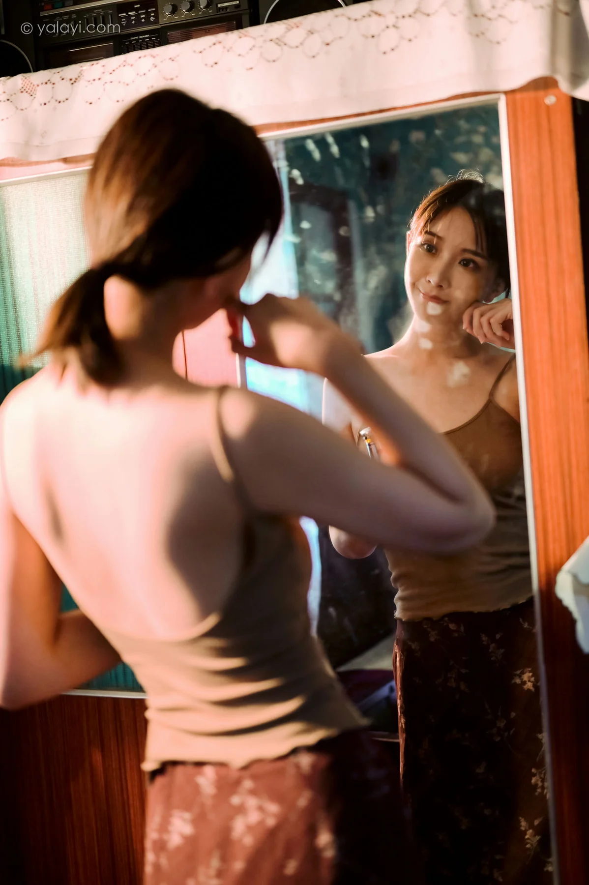 YALAYI 雅拉伊 Vol.688    妍妍《黯然》 - 7