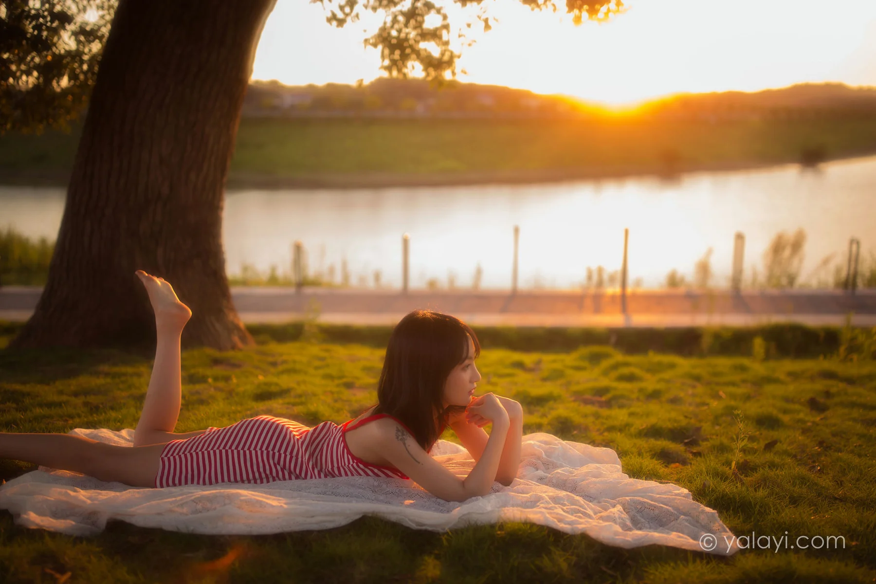 YALAYI 雅拉伊 Vol.690    落落《红了》 - 3