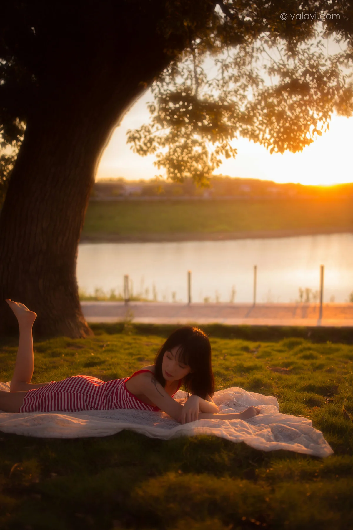 YALAYI 雅拉伊 Vol.690    落落《红了》 - 4