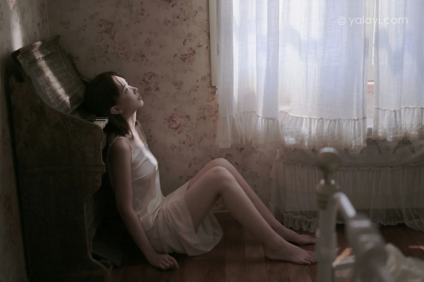 YALAYI 雅拉伊 Vol.695     妍妍《孤独患者》 - 5