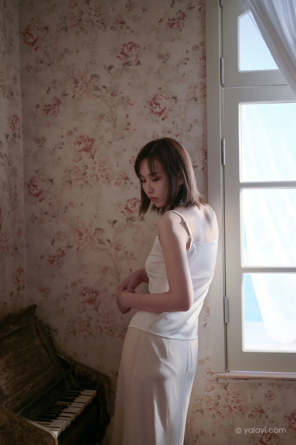 YALAYI 雅拉伊 Vol.695     妍妍《孤独患者》 - 10