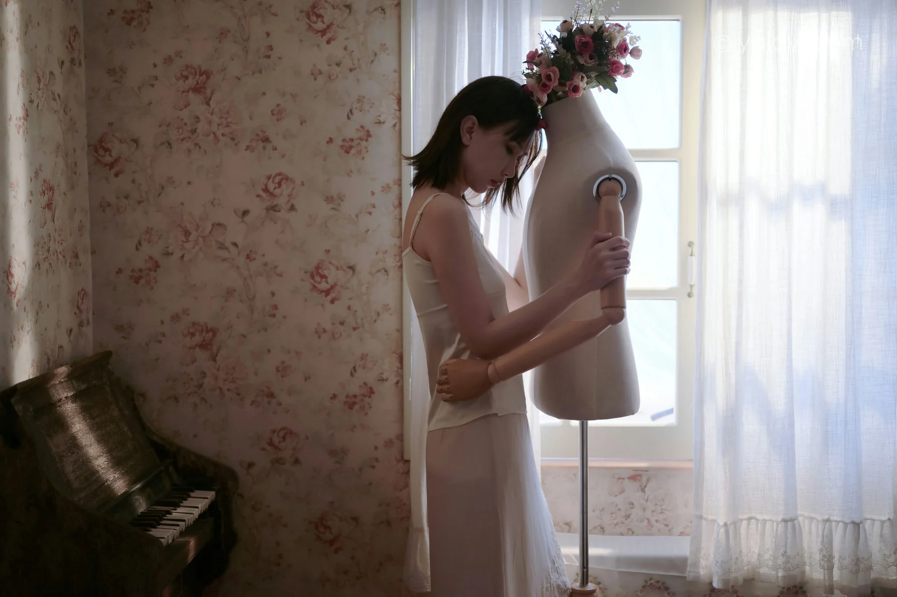 YALAYI 雅拉伊 Vol.695     妍妍《孤独患者》 - 5