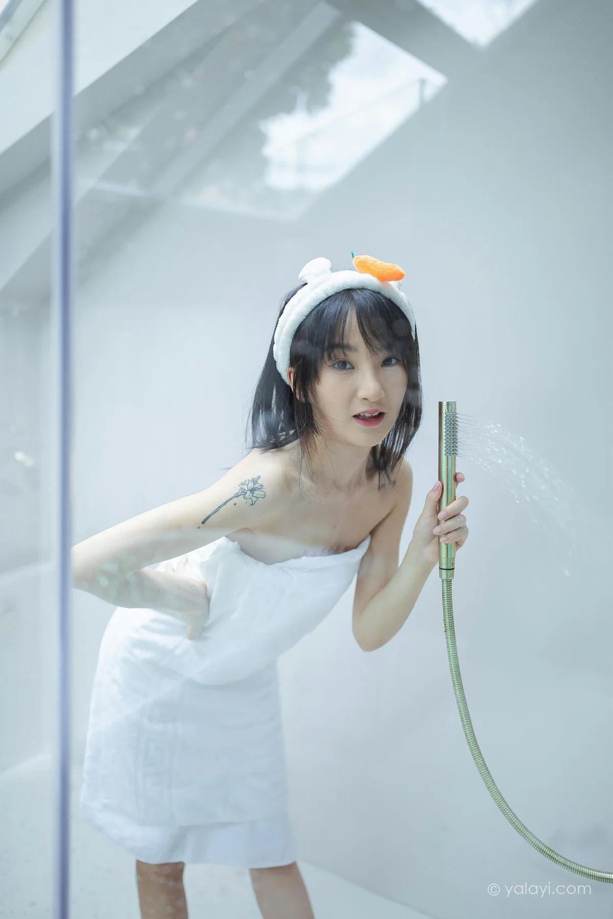 YALAYI 雅拉伊 Vol.698     落落《清凉一夏》 - 4