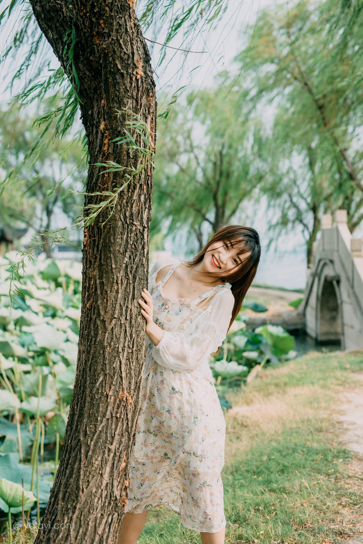 YALAYI 雅拉伊 Vol.699     周周《杨柳岸》 - 2