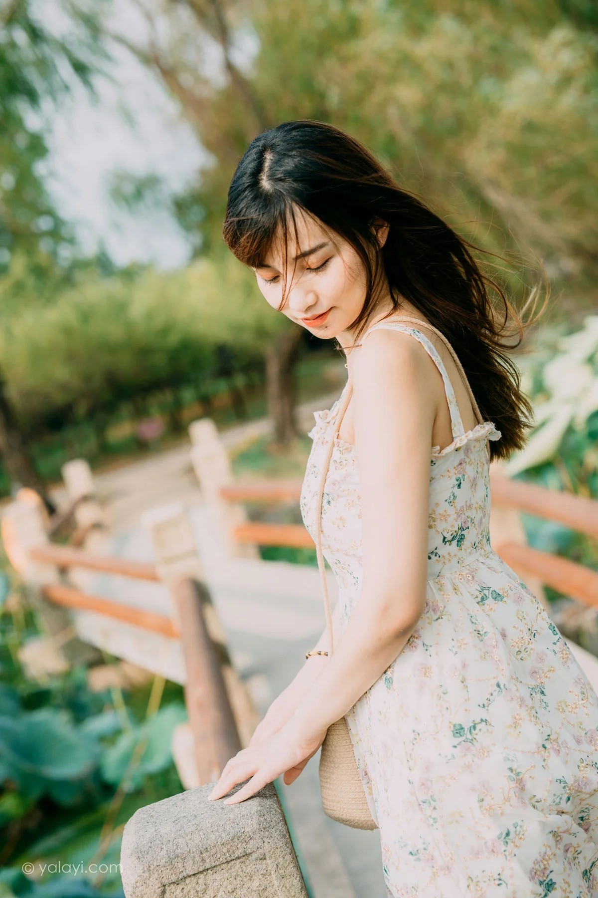 YALAYI 雅拉伊 Vol.699     周周《杨柳岸》 - 5