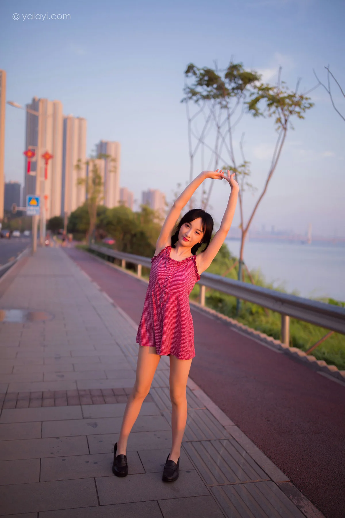 YALAYI 雅拉伊 Vol.701   落落 暮色 - 7