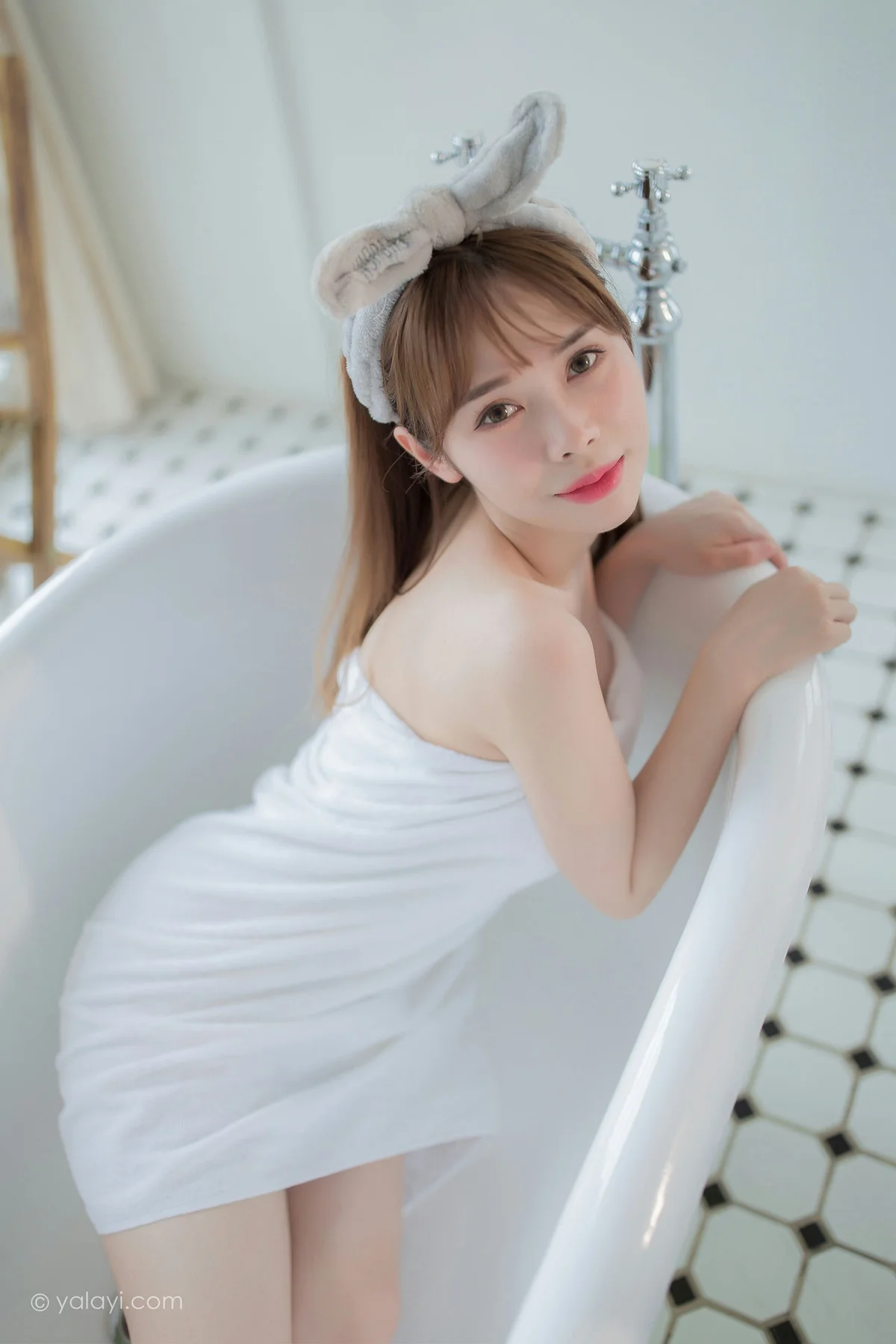 YALAYI 雅拉伊 Vol.708    虞艺 沐心清纯美女 - 4