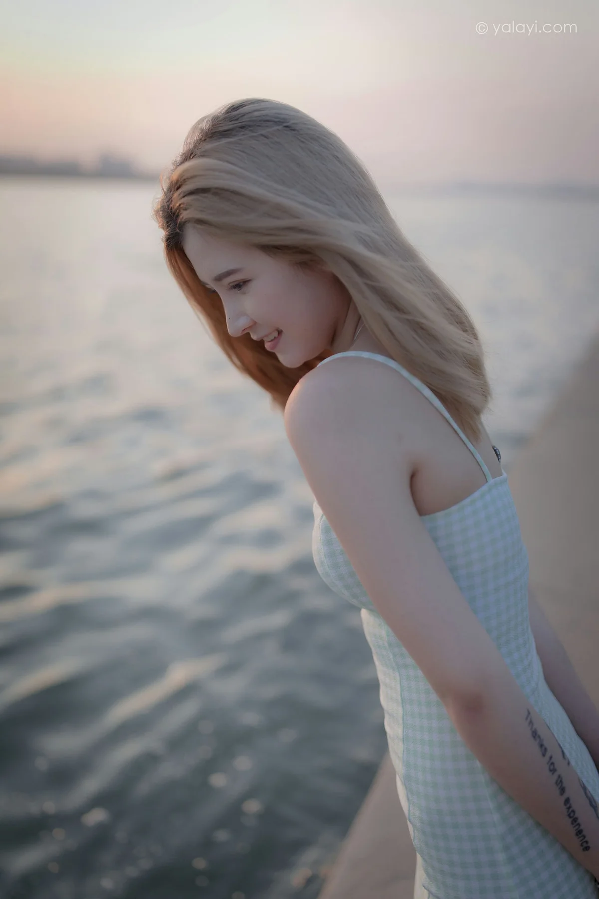 YALAYI 雅拉伊 Vol.709    梦涵《风继续吹》 - 6