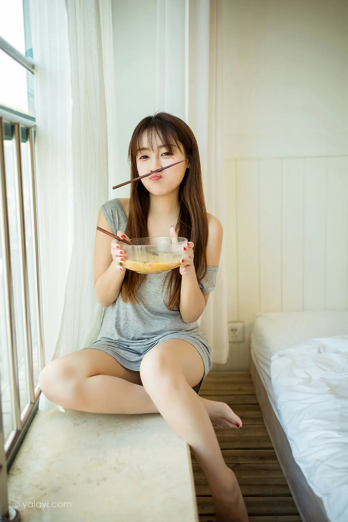 YALAYI 雅拉伊 Vol.710    新颖《吃货女友》 - 9