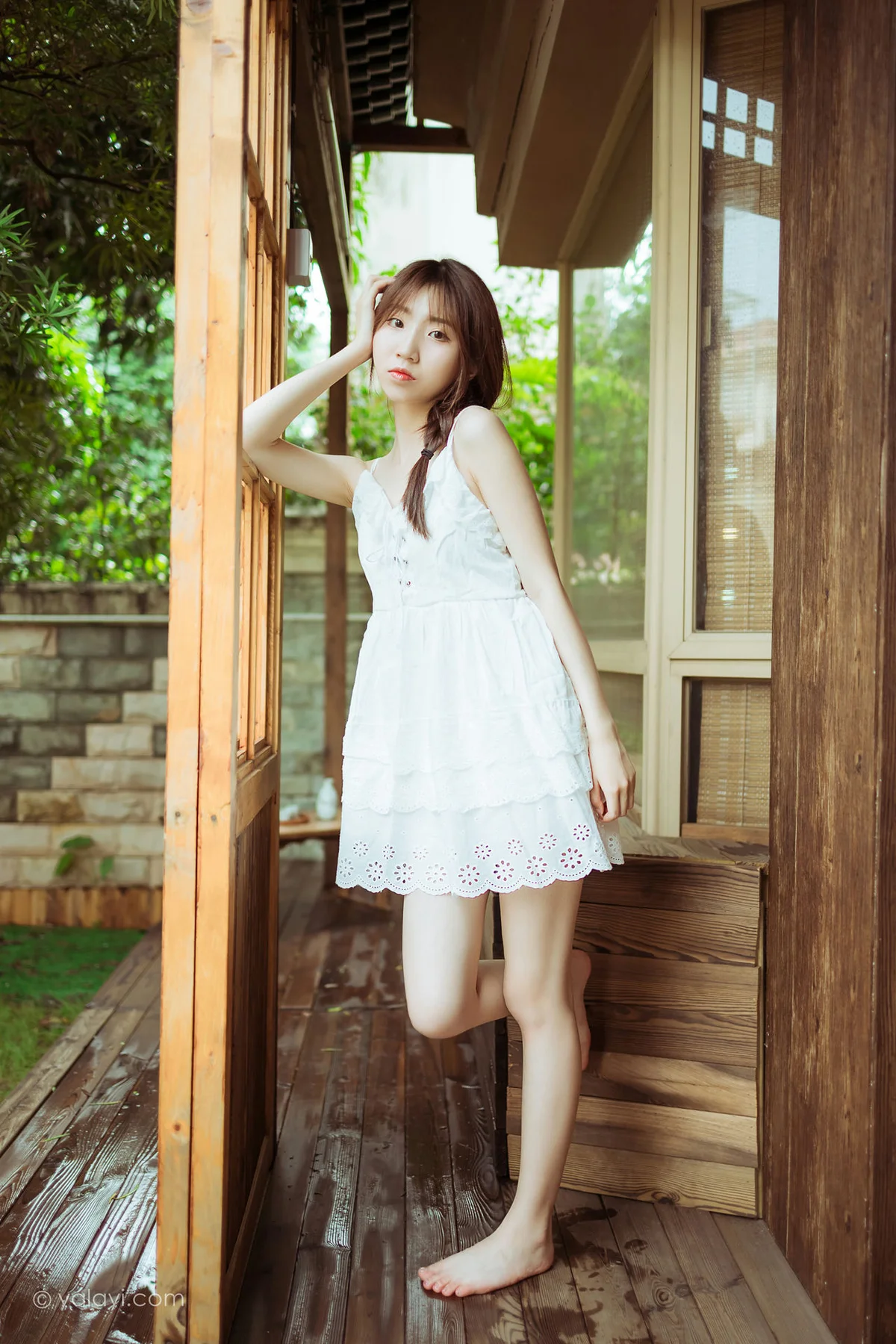 YALAYI 雅拉伊 Vol.714    小乔 雨后花园 - 4