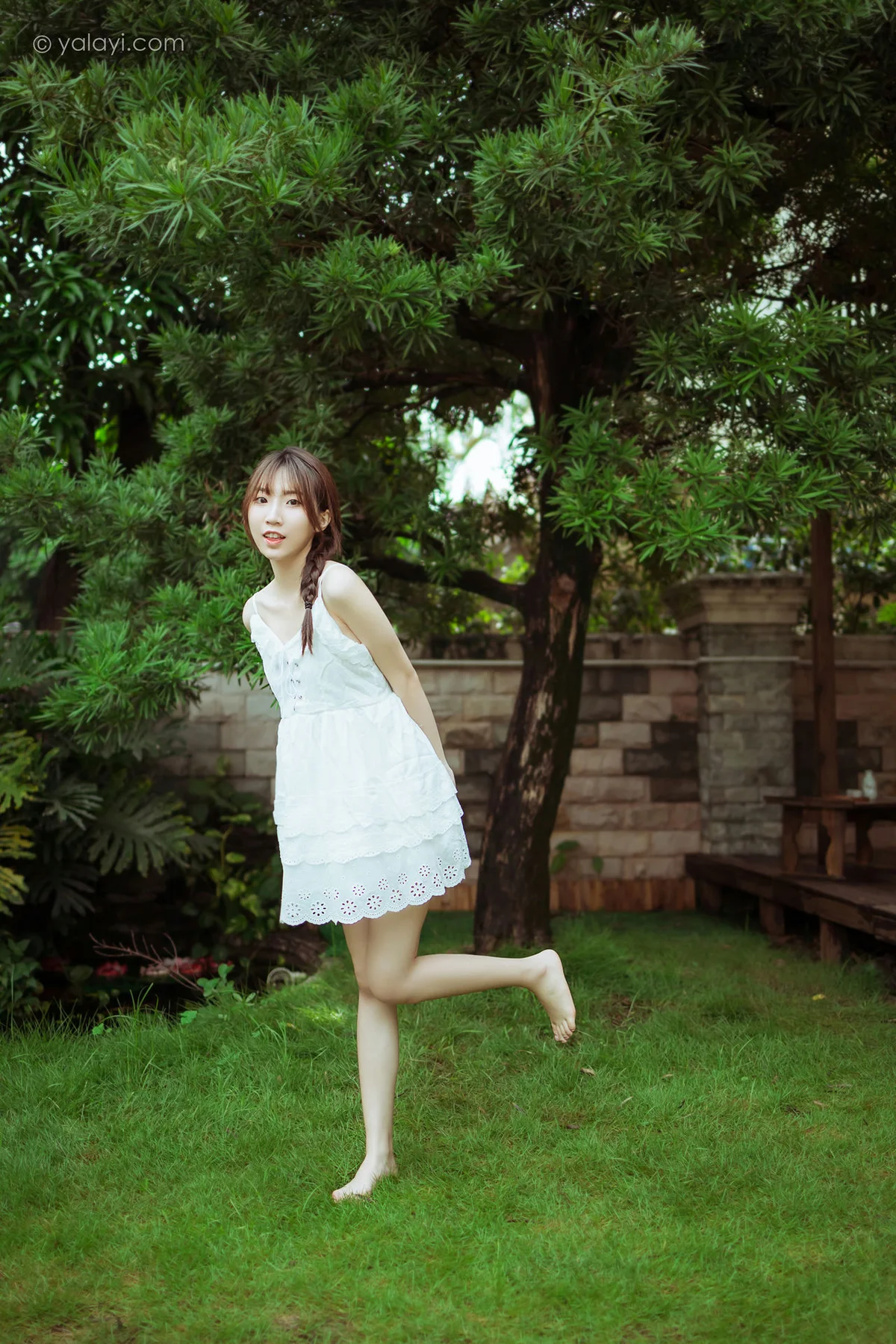 YALAYI 雅拉伊 Vol.714    小乔 雨后花园 - 9