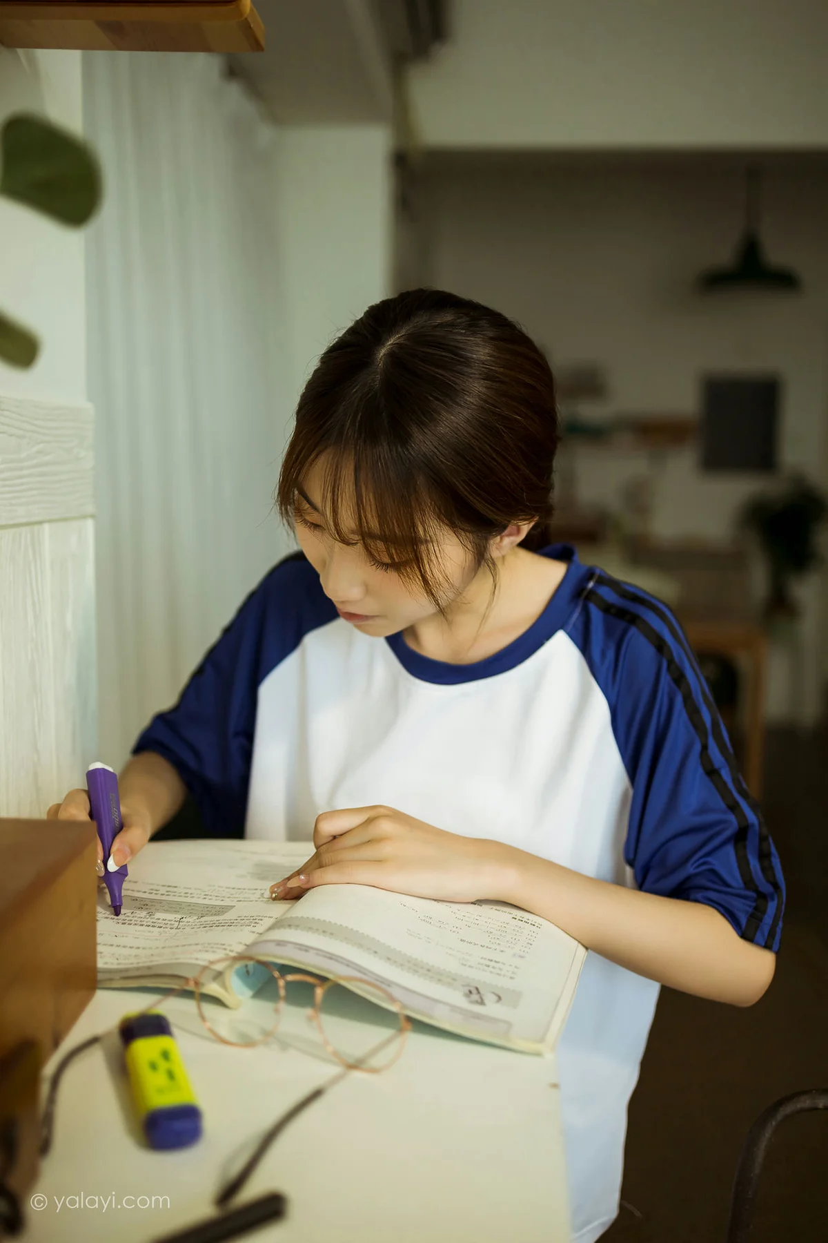 YALAYI 雅拉伊 Vol.718    小乔 学生制服一对一辅导 - 1