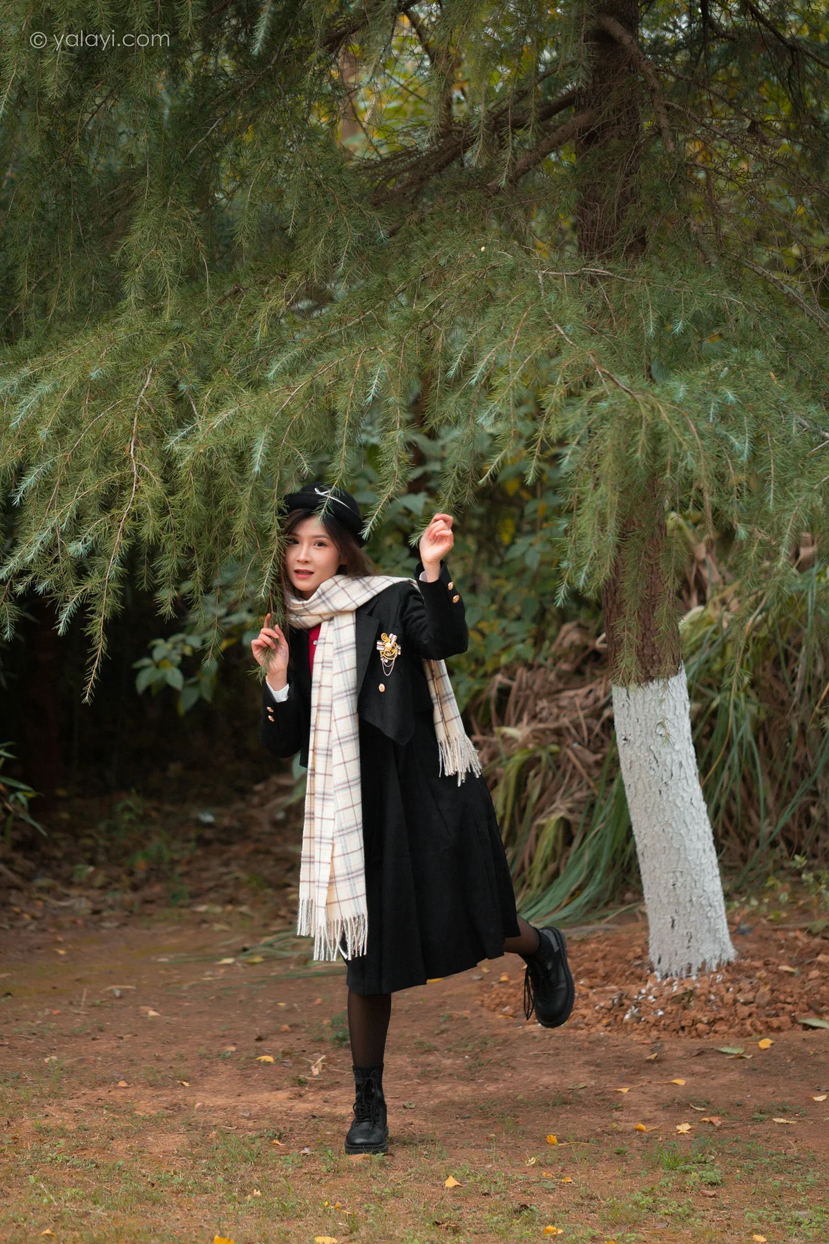 YALAYI 雅拉伊 Vol.747    梦涵 冬恋 - 10