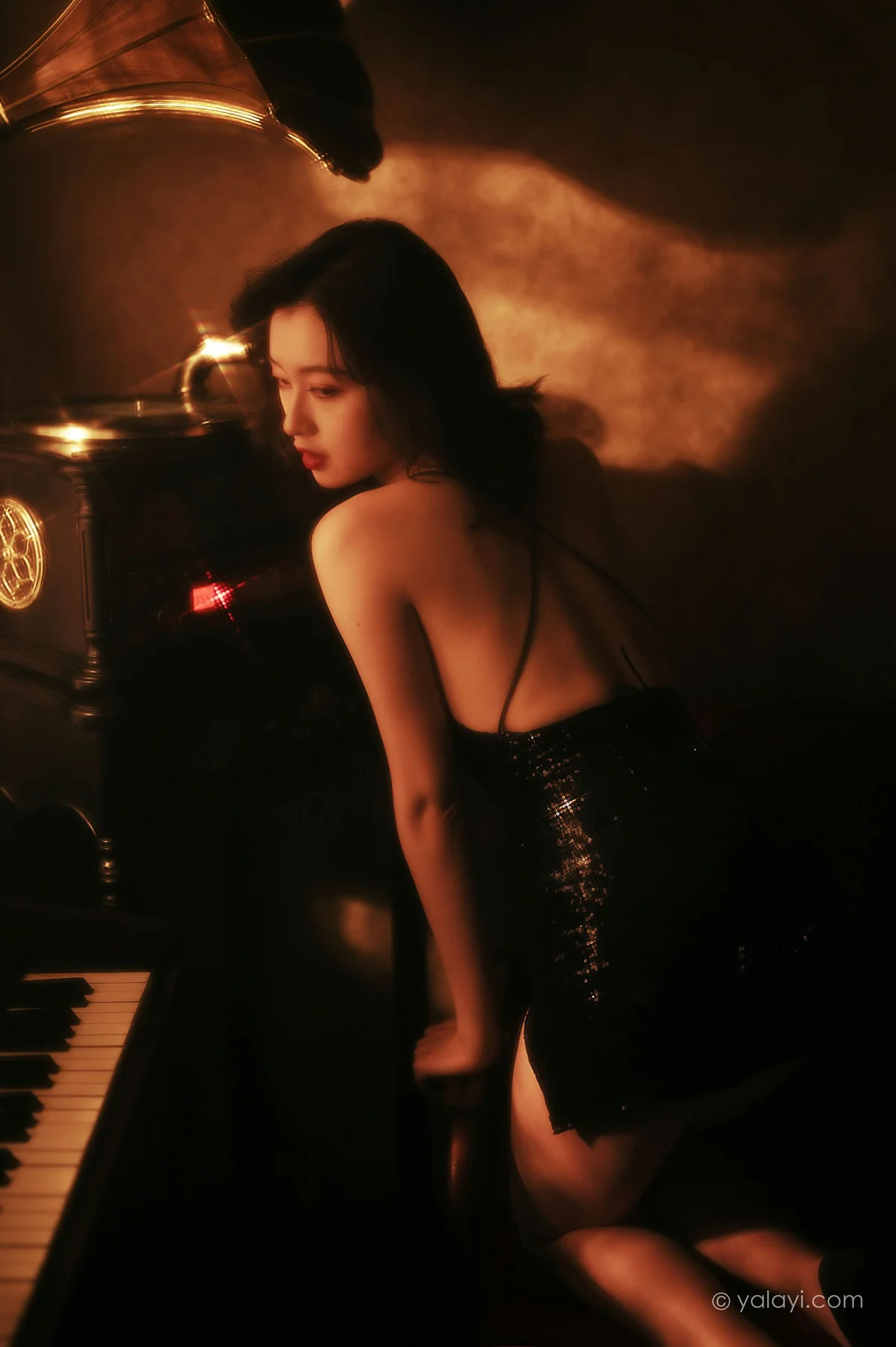 YALAYI 雅拉伊 Vol.753    京京 流金岁月 - 3