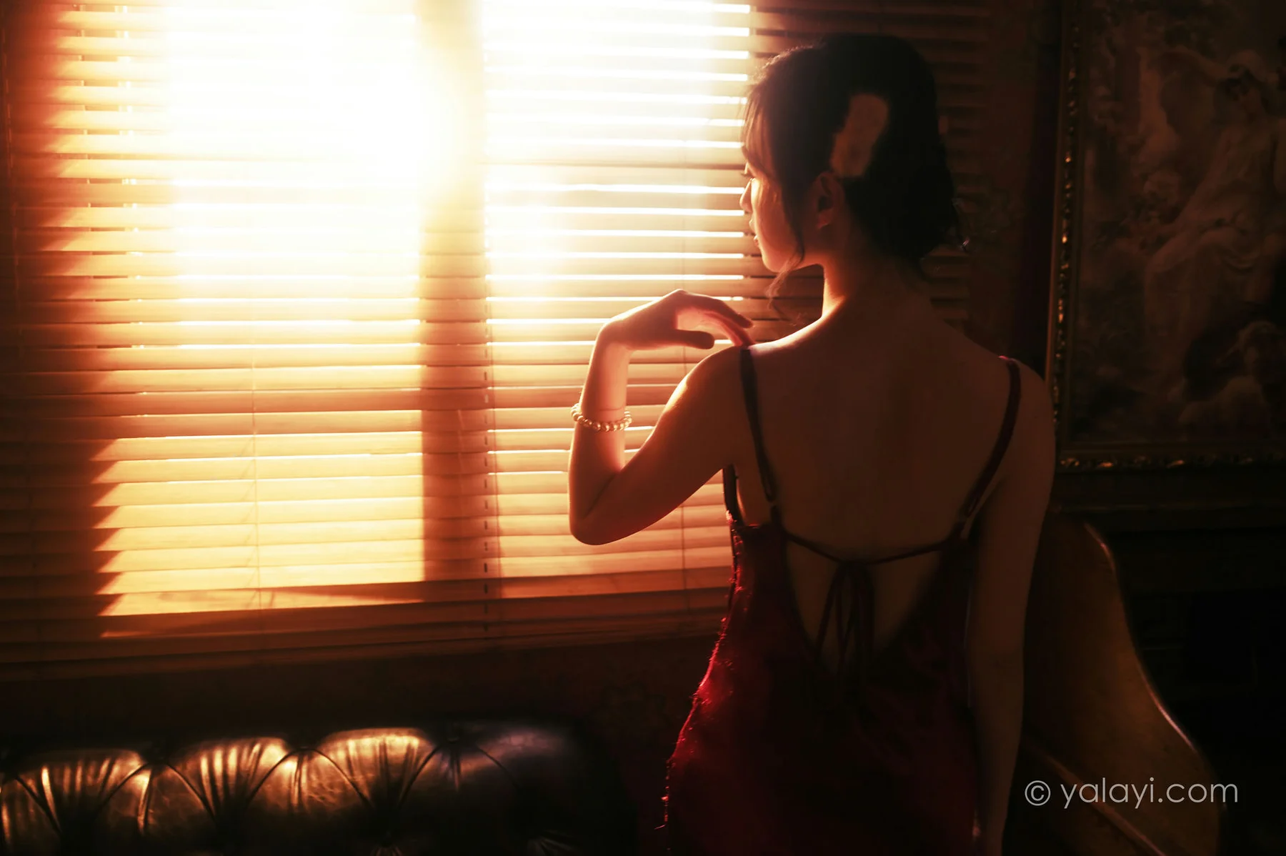 YALAYI 雅拉伊 Vol.784    京京 在窗边 - 3