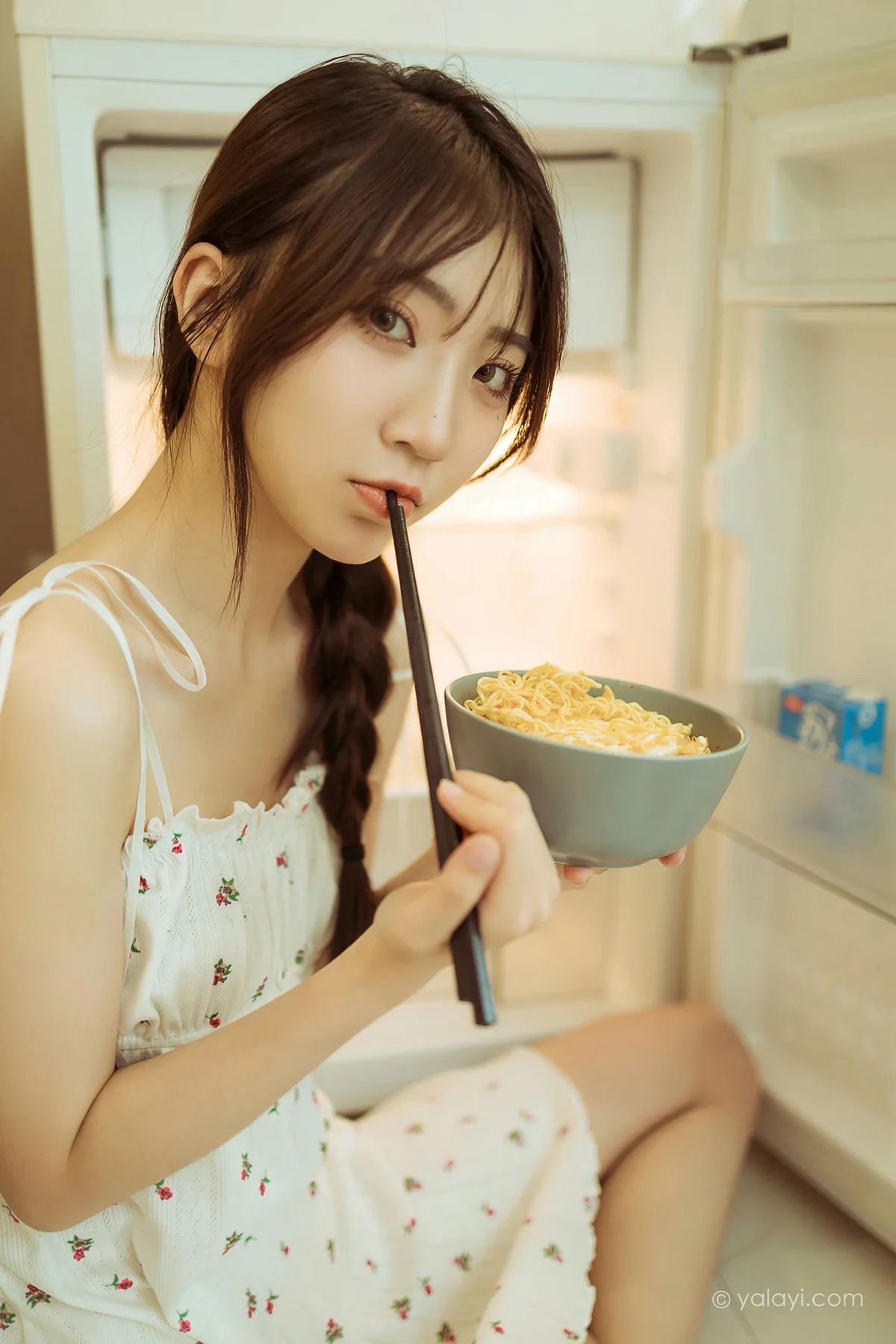 YALAYI 雅拉伊 Vol.793    餐蛋面  小乔 - 2