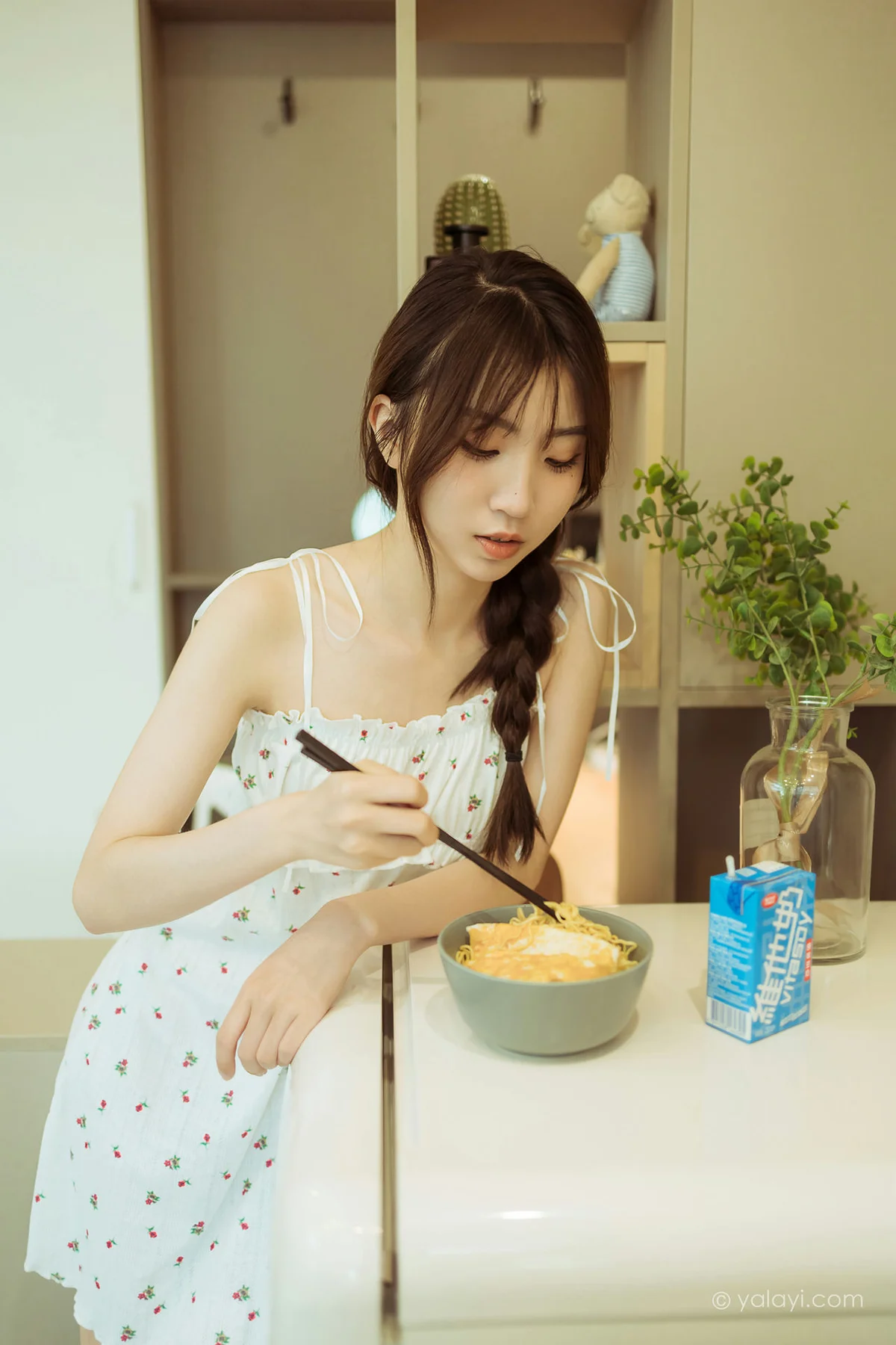 YALAYI 雅拉伊 Vol.793    餐蛋面  小乔 - 6